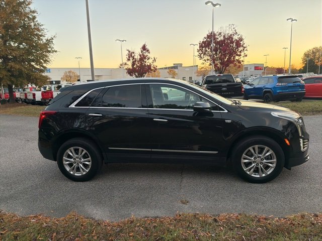 2021 Cadillac XT5 Luxury photo 2