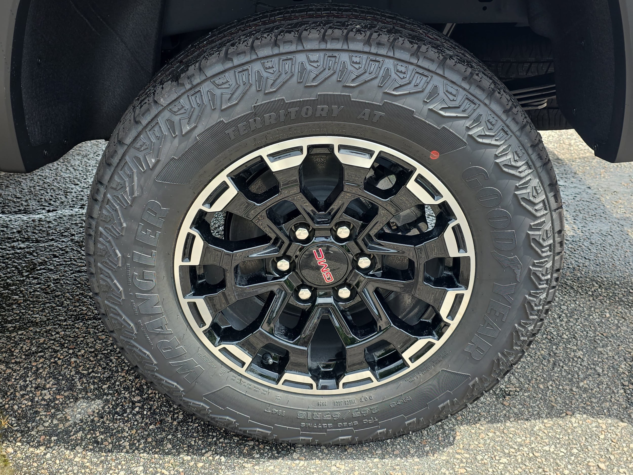 2026 GMC Canyon AT4 - Photo 33