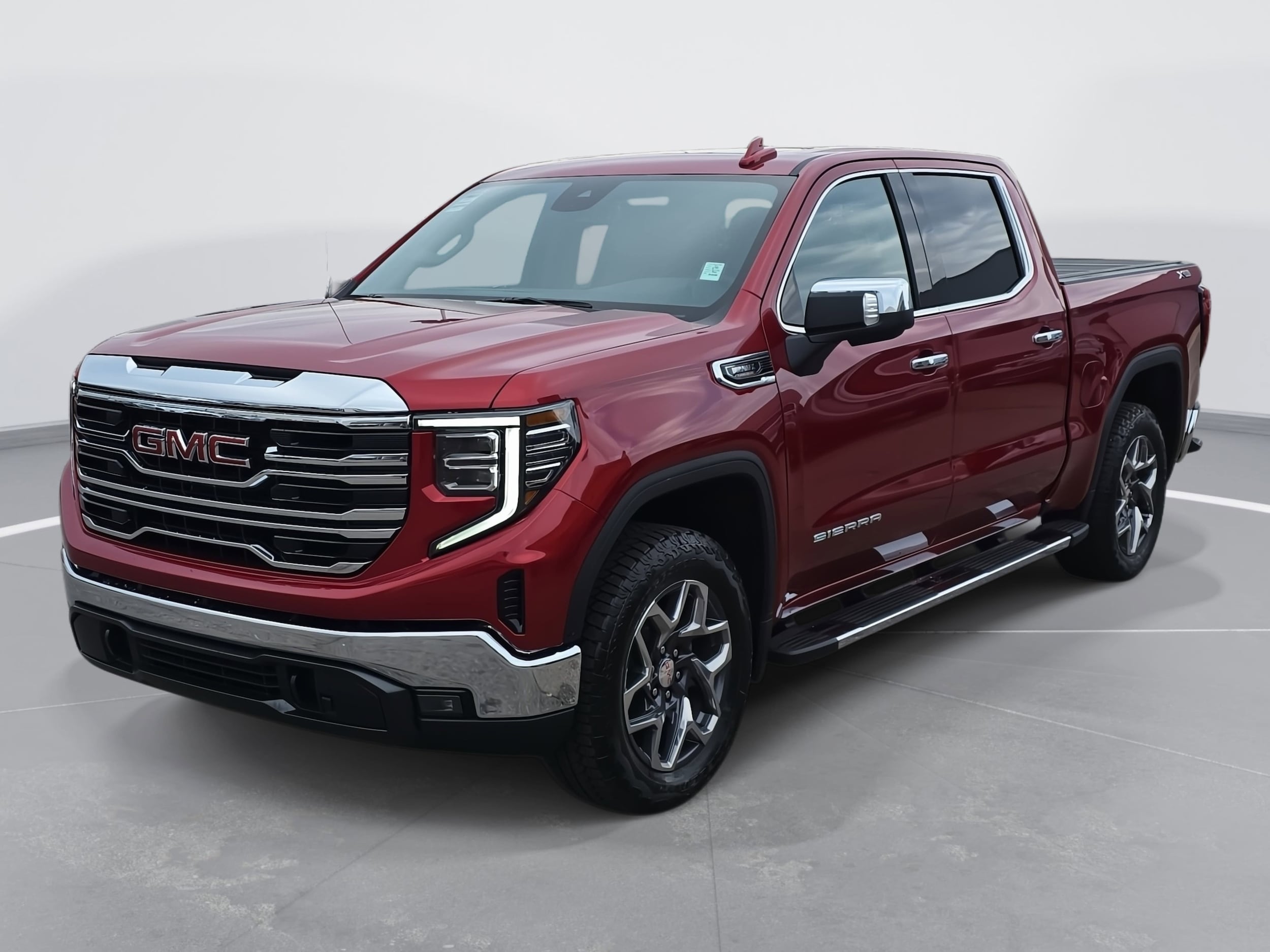 2026 GMC Sierra 1500 SLT's photo