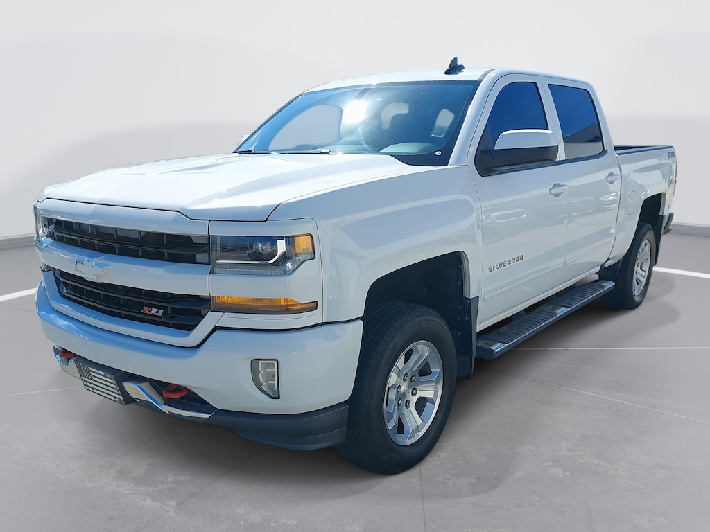 Used 2017 Chevrolet Silverado 1500 LT Truck