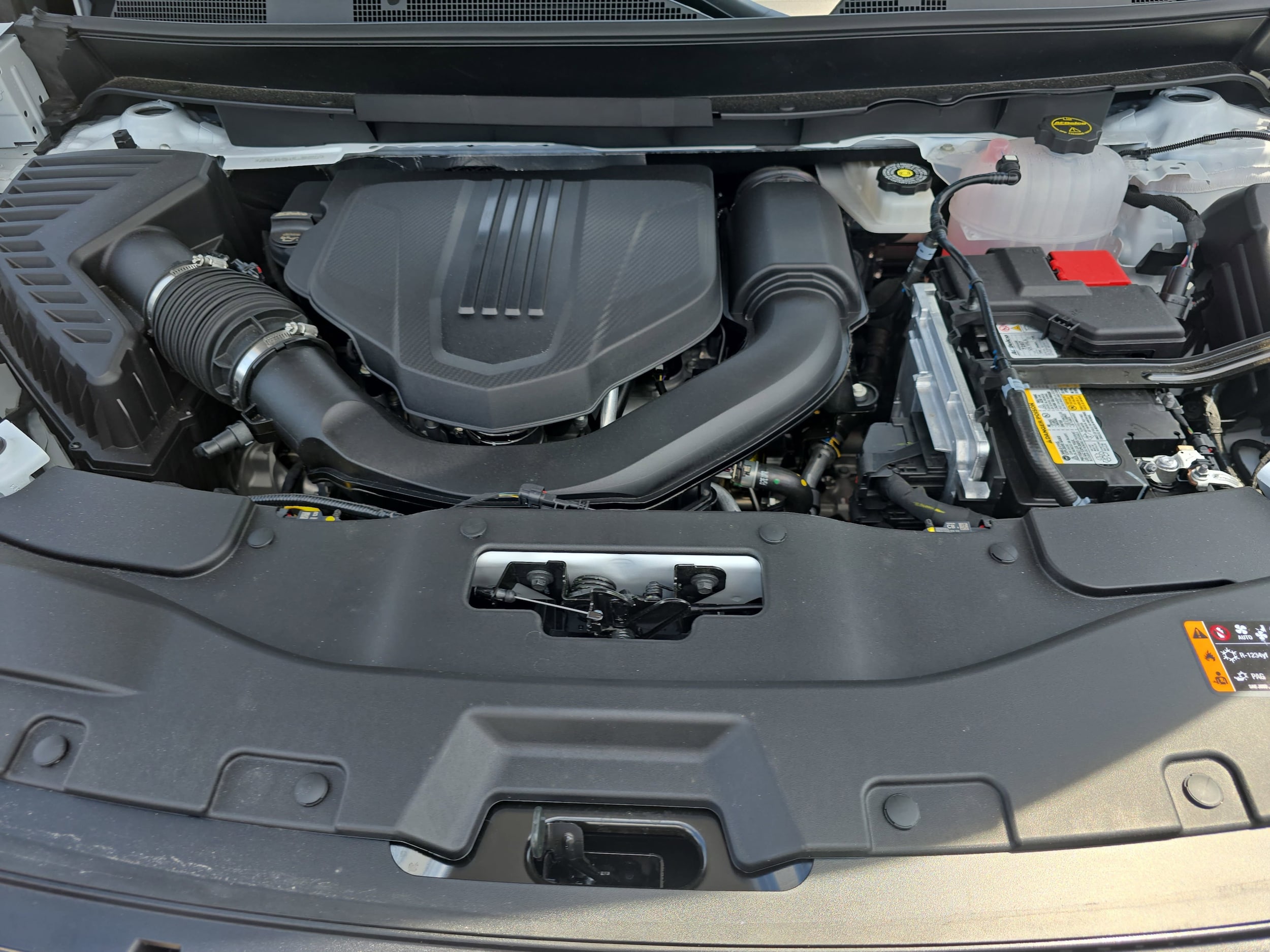 2025 GMC Acadia Elevation - Photo 27