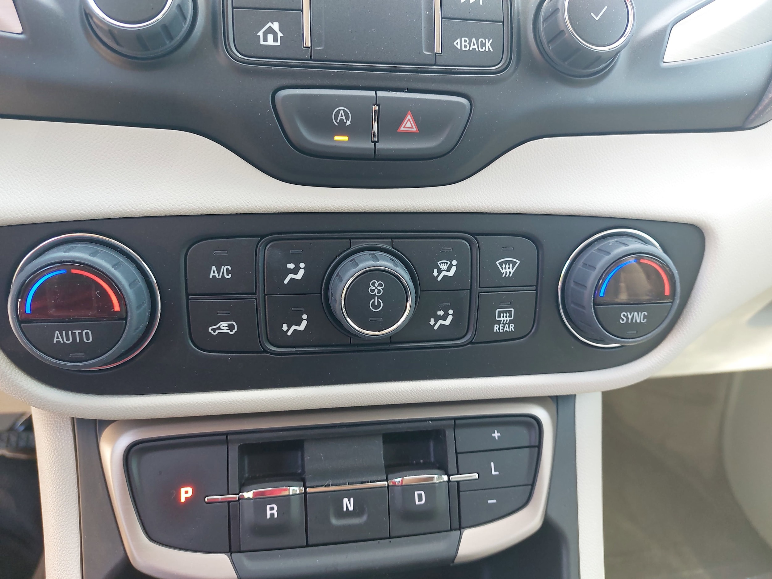 2024 GMC Terrain Denali - Photo 21