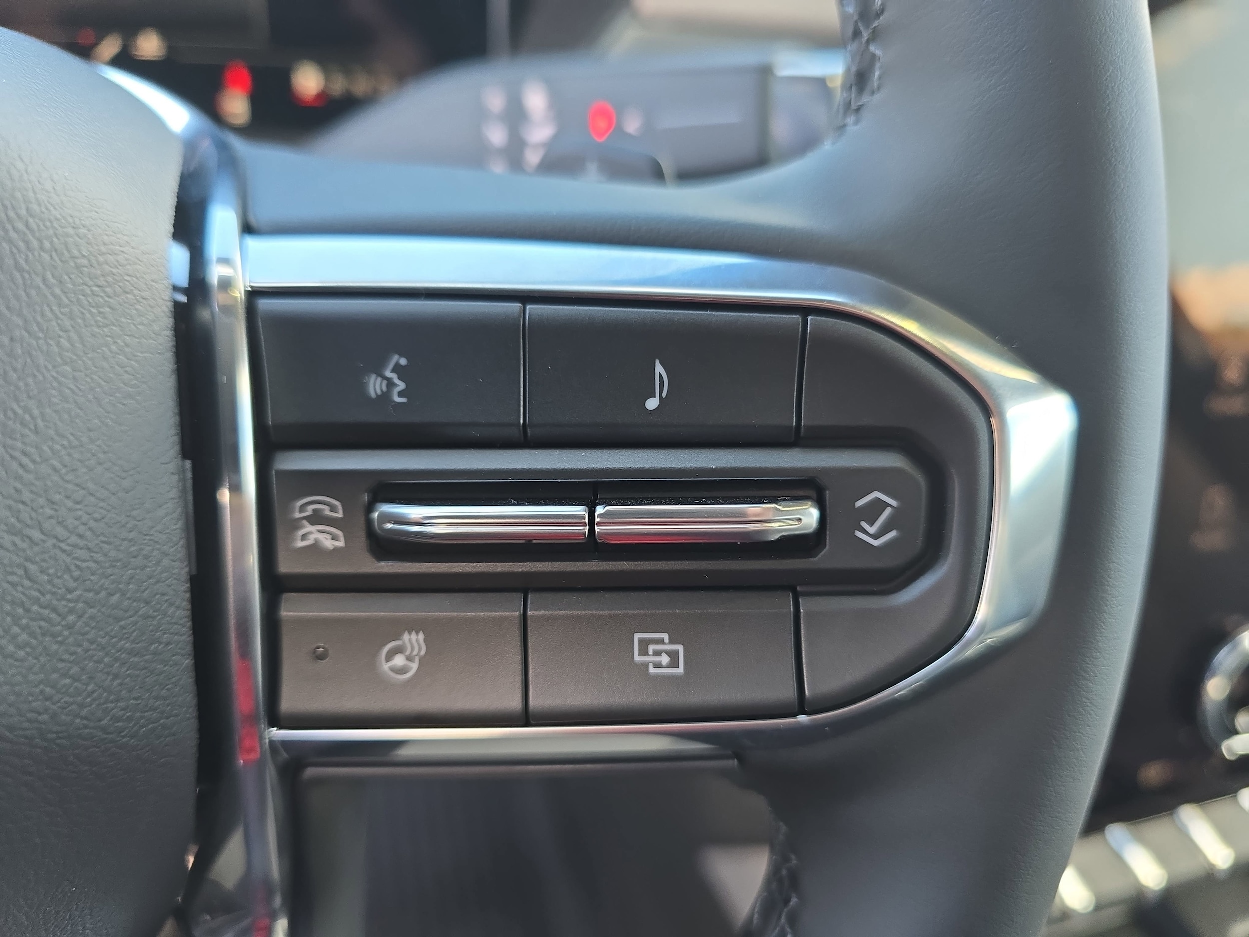 2026 GMC Acadia Elevation - Photo 20