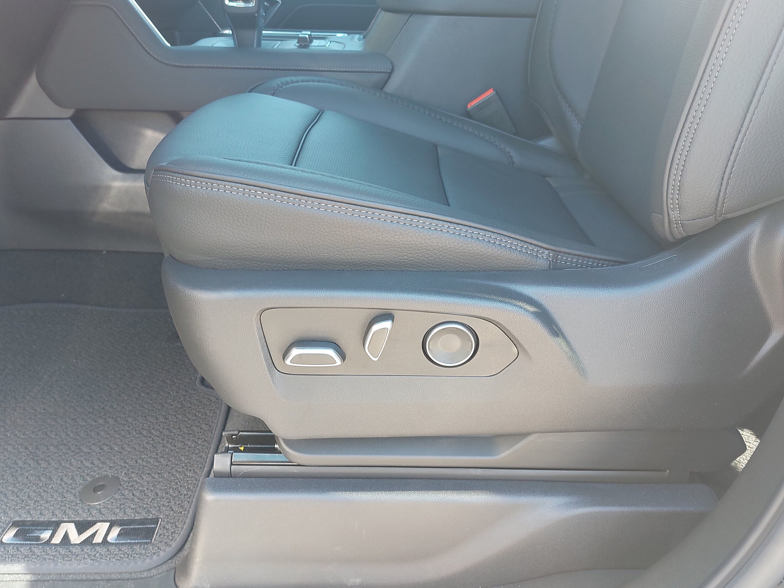 2026 GMC Sierra 1500 Denali - Photo 29