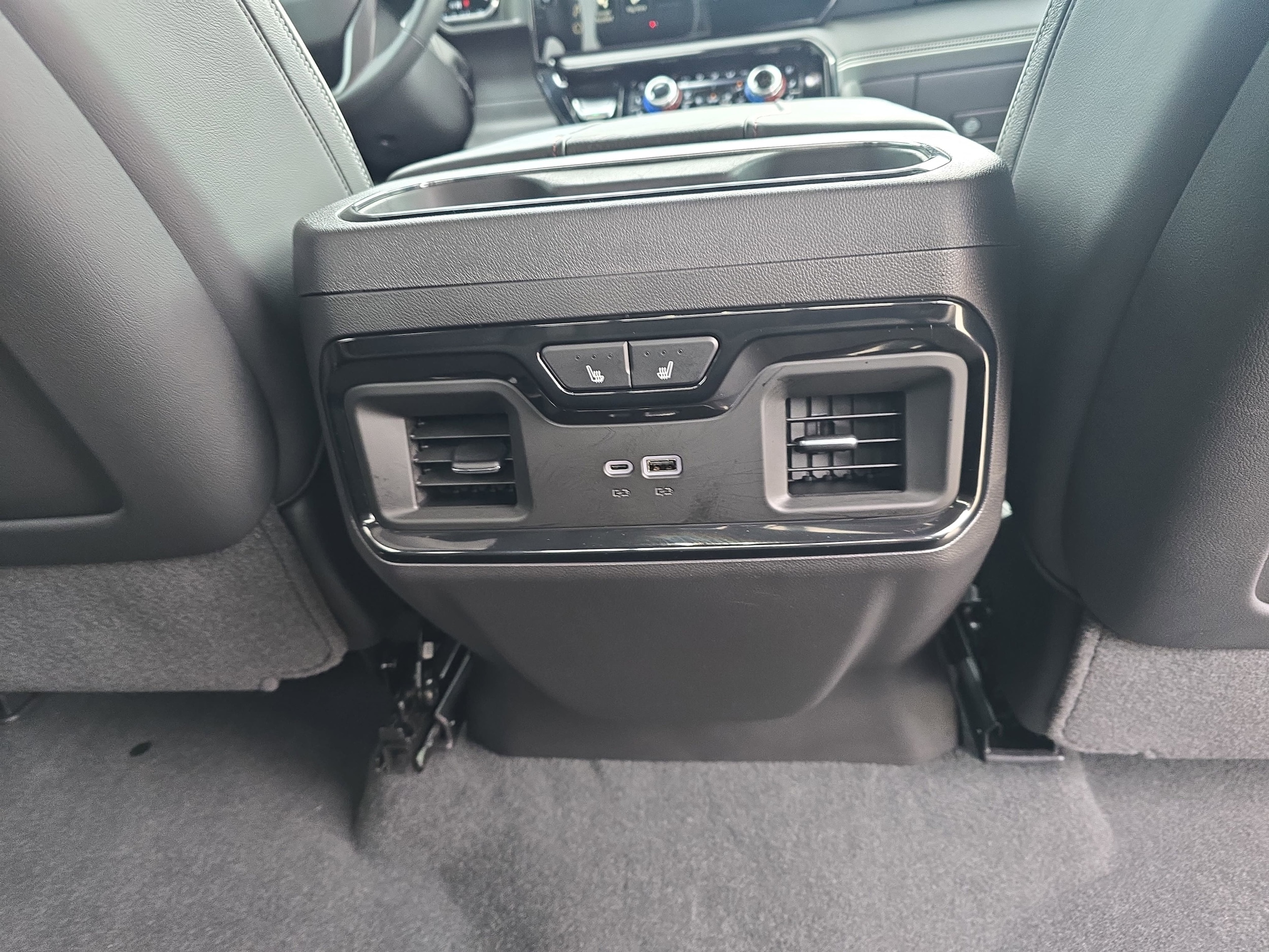 2026 GMC Sierra 1500 AT4X - Photo 13