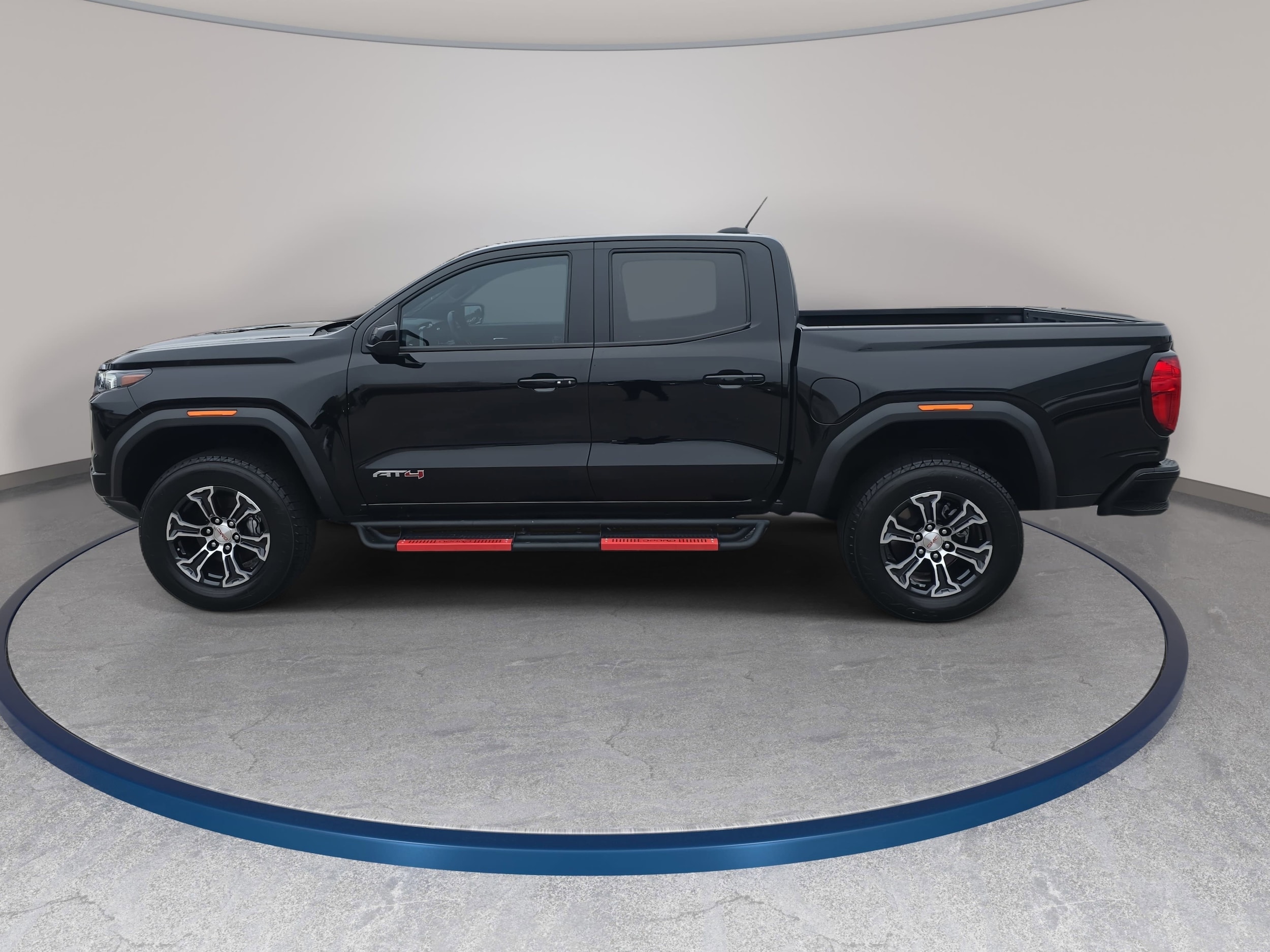 2023 GMC Canyon AT4 - Photo 8