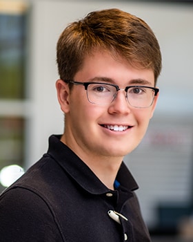 Staff member NICHOLAS PROFFITT from ID_637473cdfee9