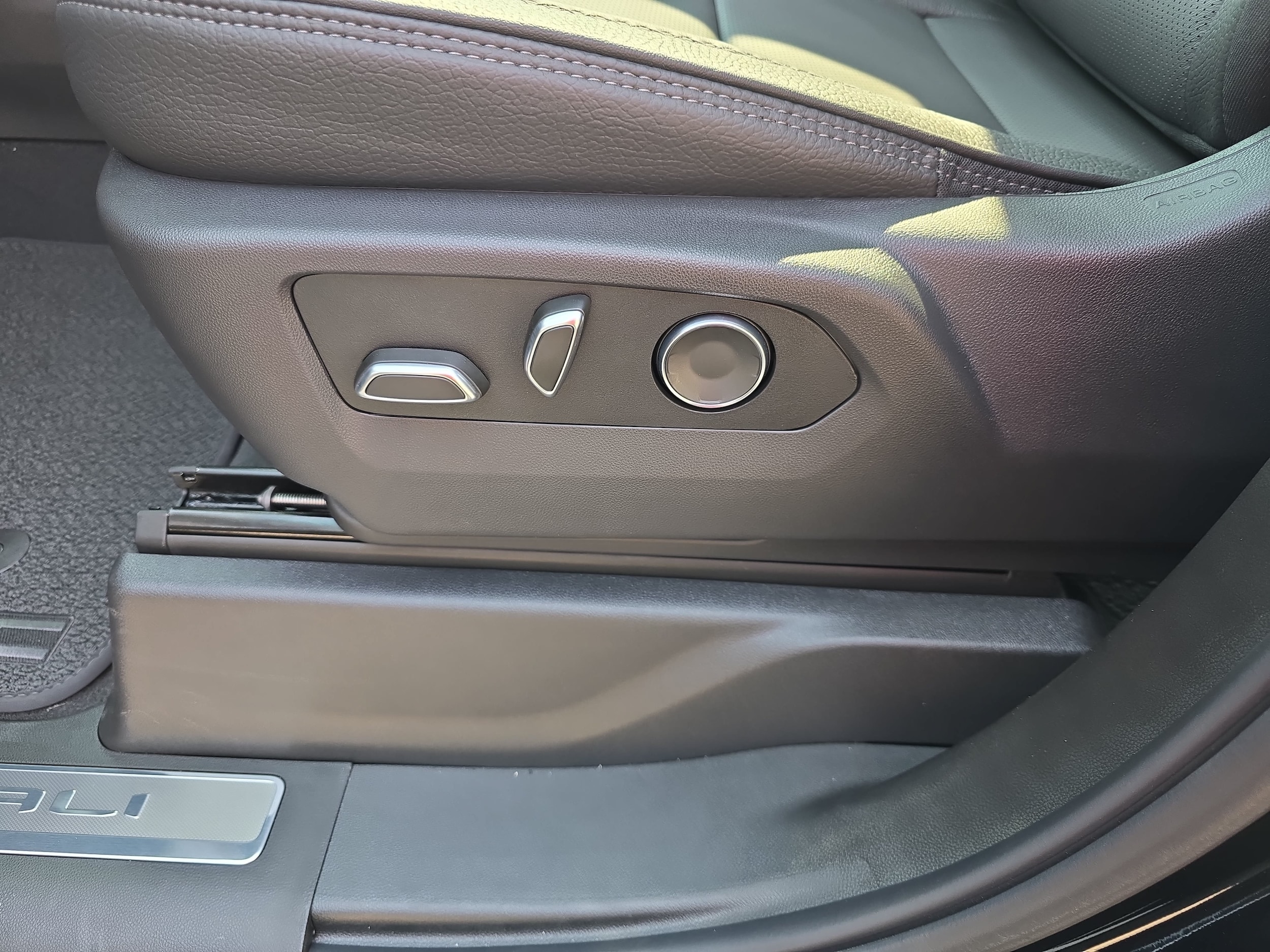 2026 GMC Sierra 2500HD Denali - Photo 29
