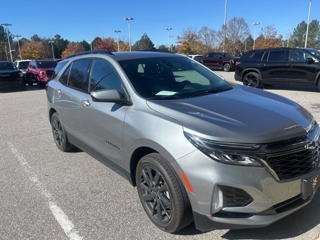 2023 Chevrolet Equinox RS photo 2