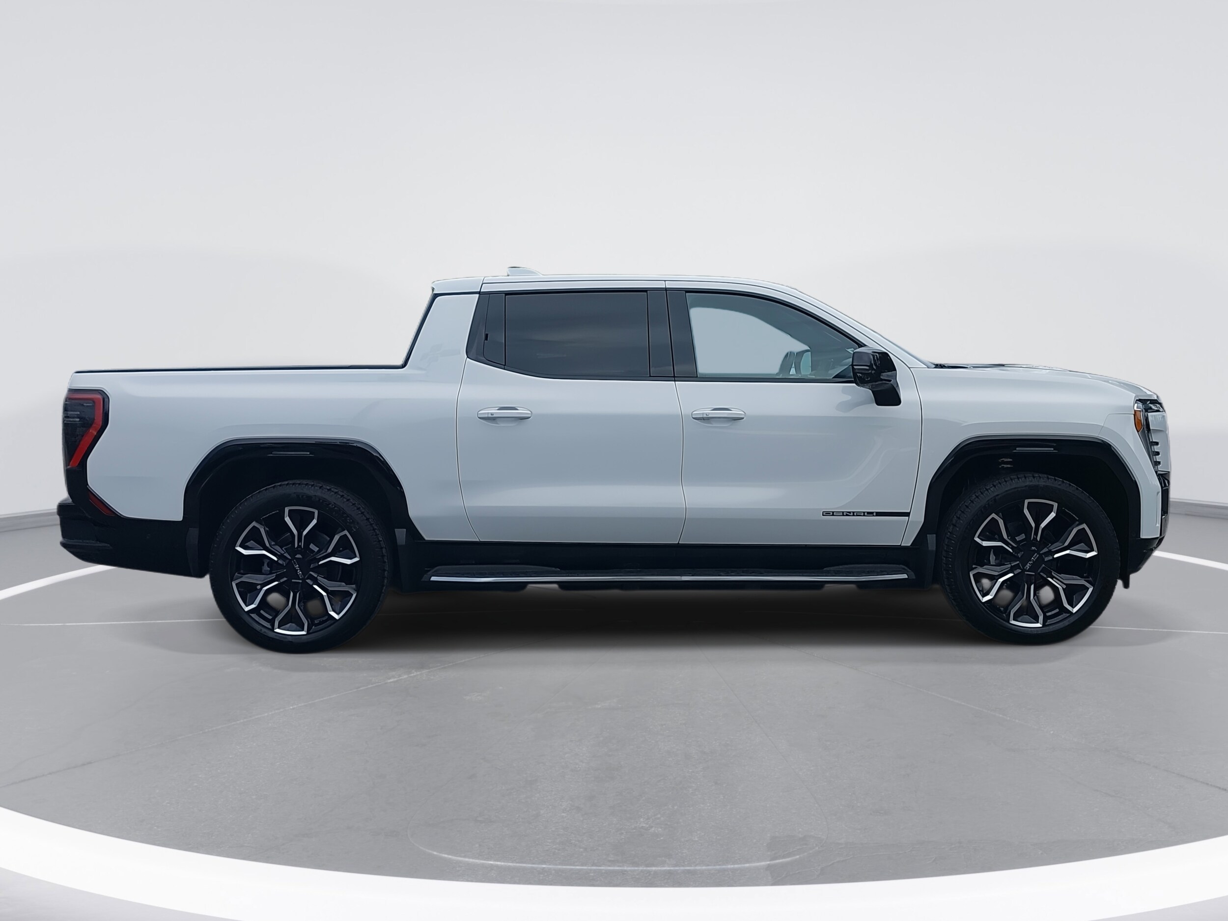 2025 Gmc Sierra EV Denali photo 3
