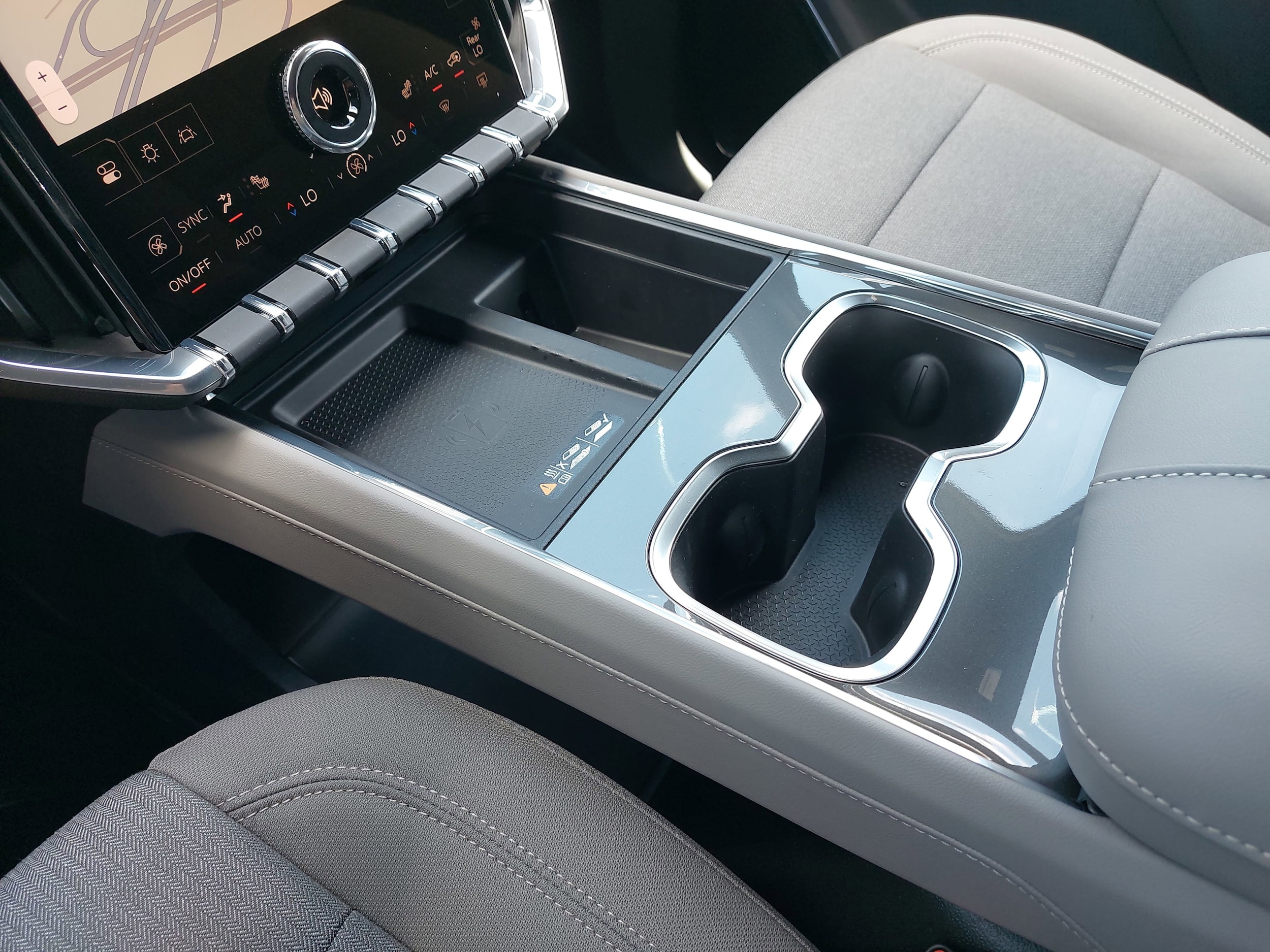 2025 GMC Acadia Elevation - Photo 27