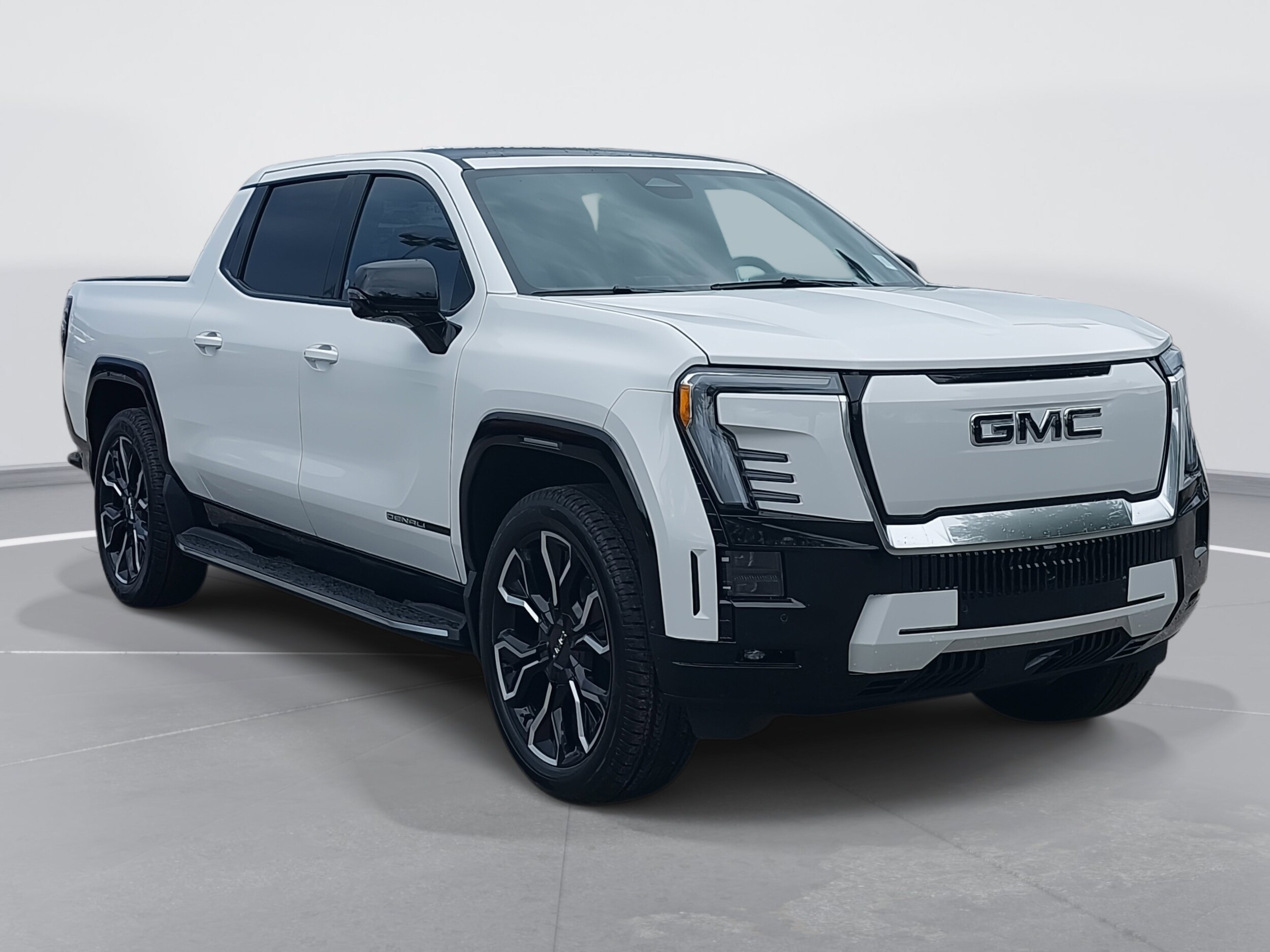 2025 Gmc Sierra EV Denali photo 2