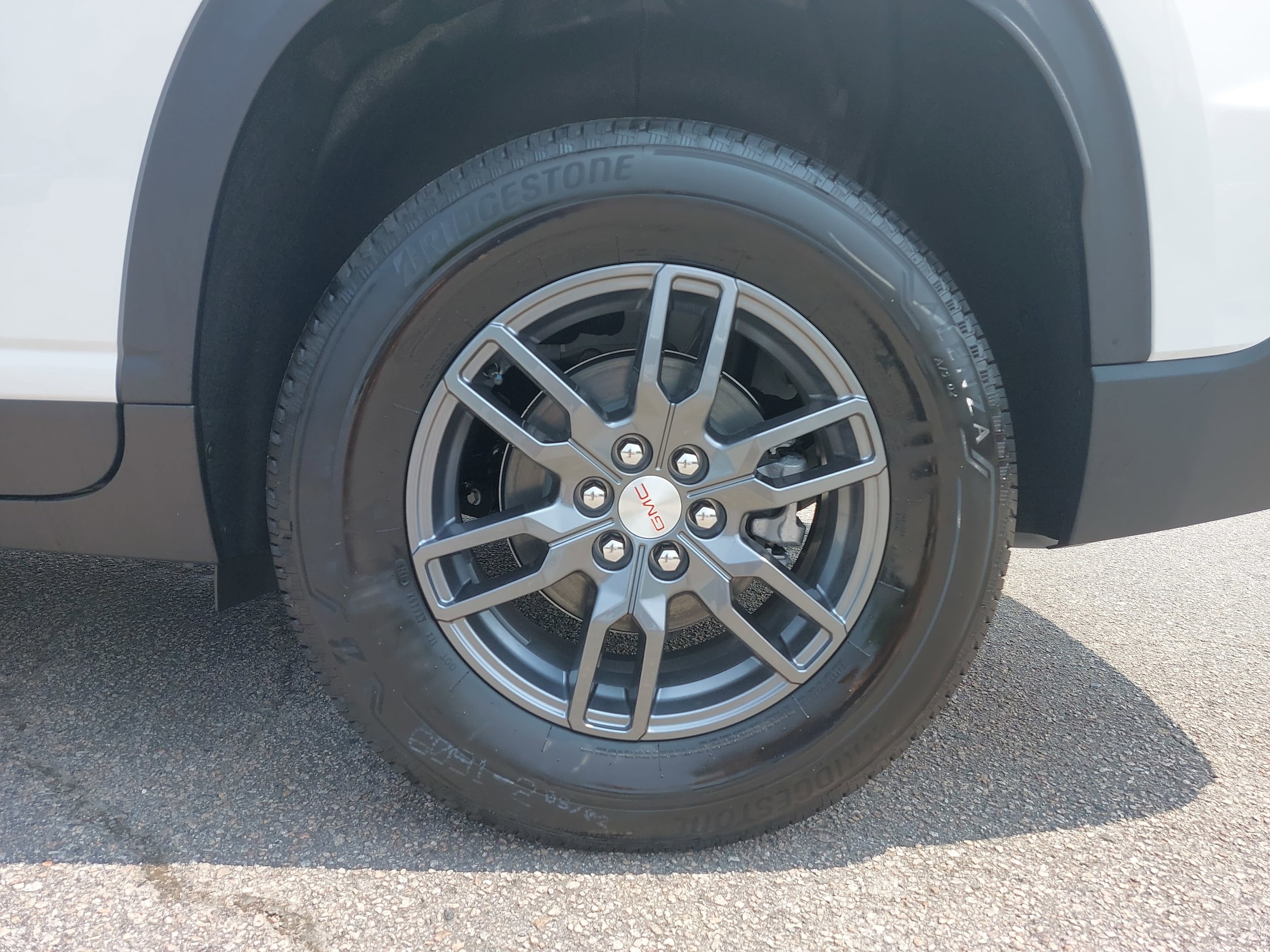 2025 GMC Acadia Elevation - Photo 35