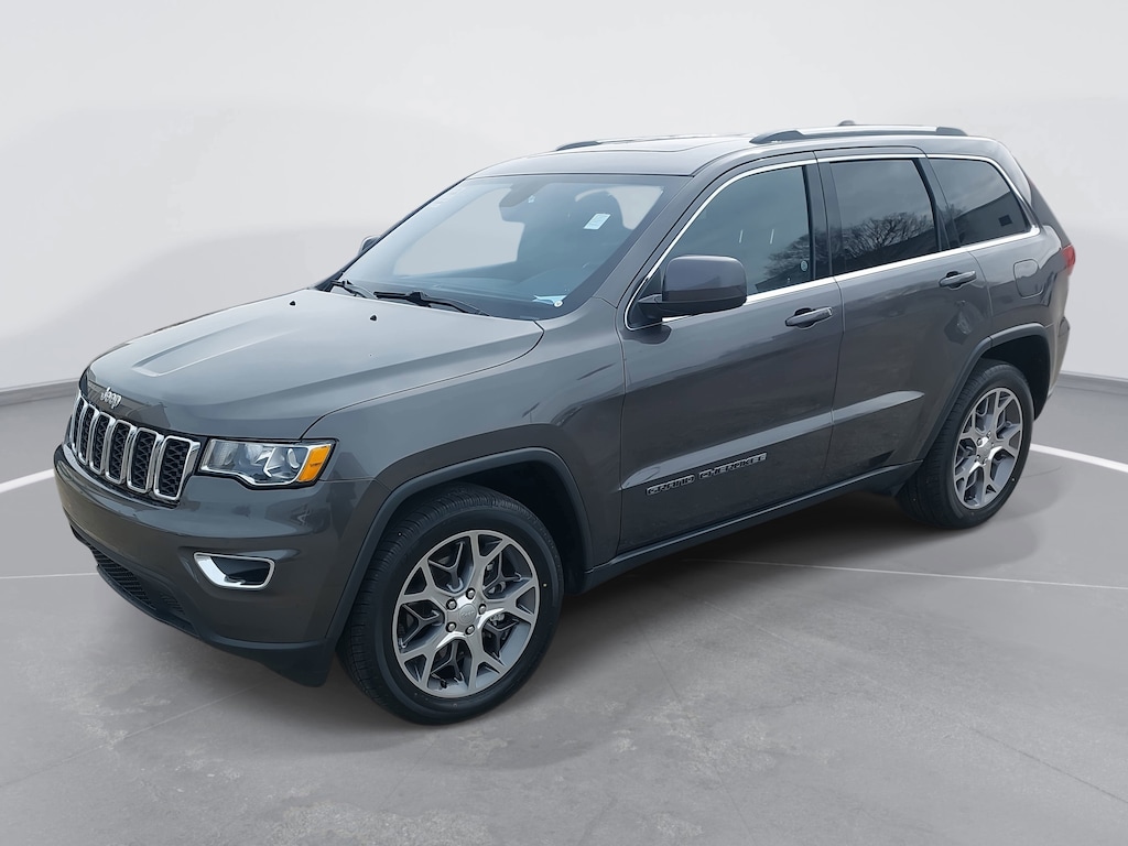 Used 2021 Jeep Grand Cherokee Laredo E