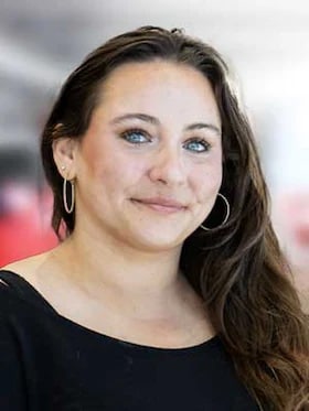 Staff member JUSTINE ANNAB from ID_637473cdfee9