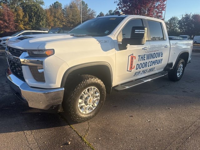 2023 Chevrolet Silverado 2500HD LT photo 4