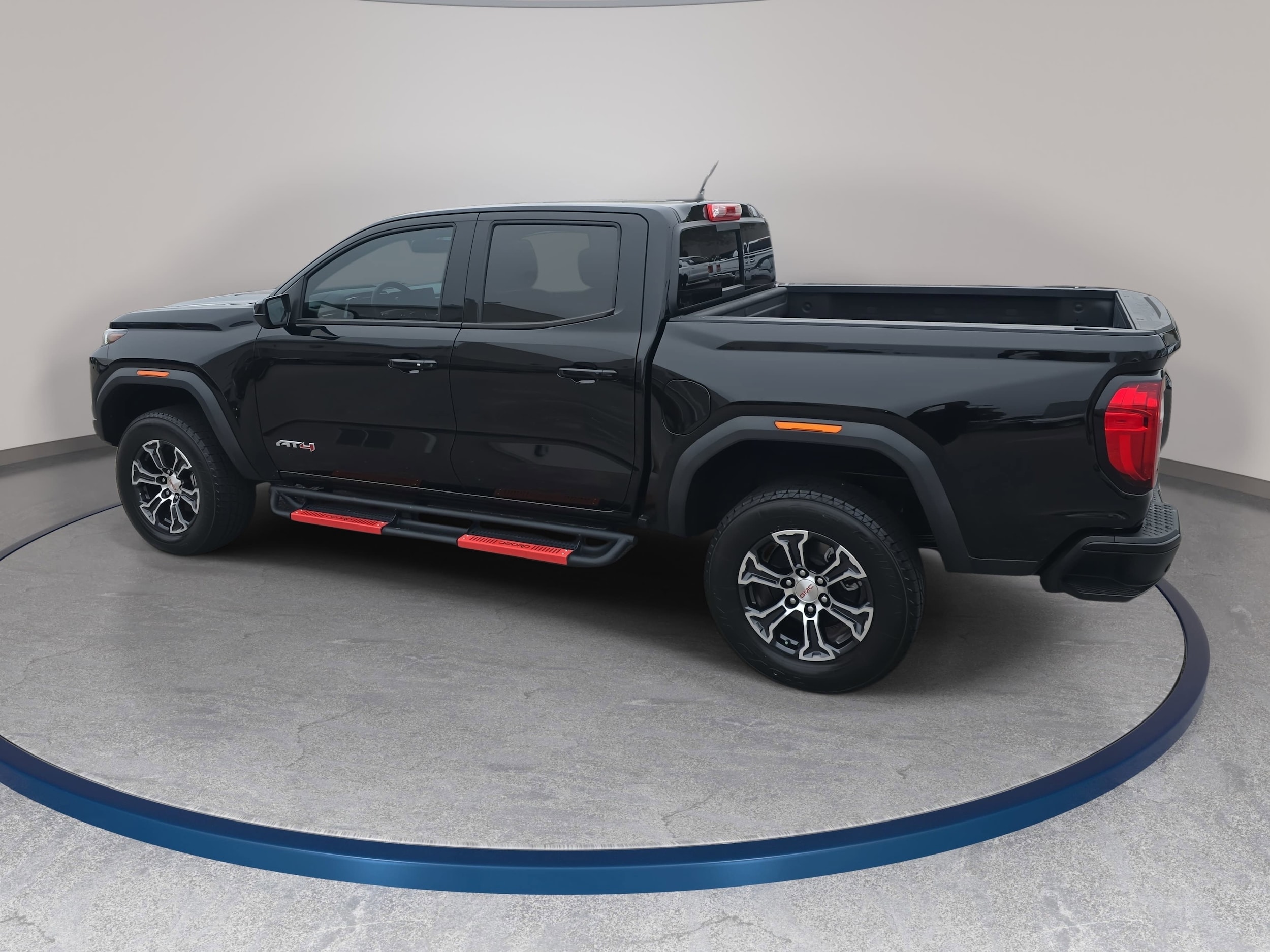2023 GMC Canyon AT4 - Photo 7