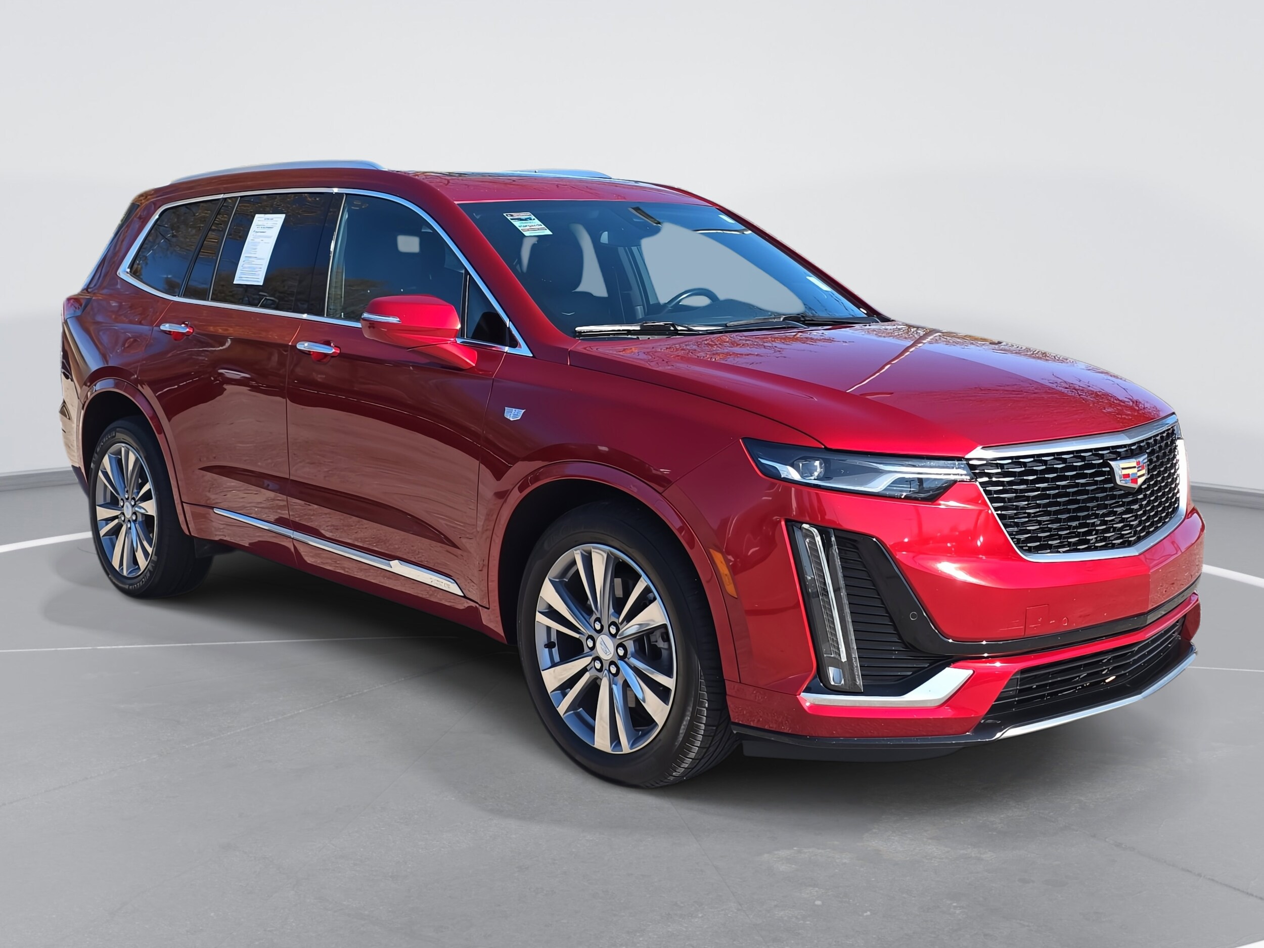 2023 Cadillac XT6 Premium Luxury photo 3