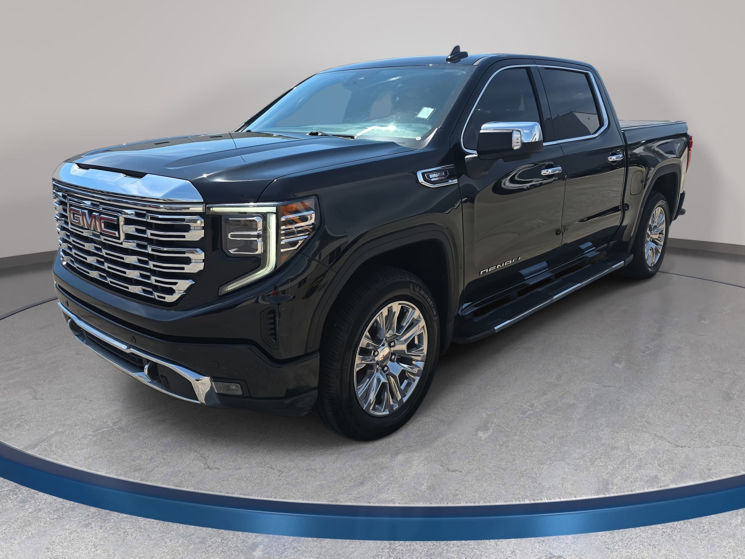 2023 GMC Sierra 4WD Crew Cab Short Box Denali's photo