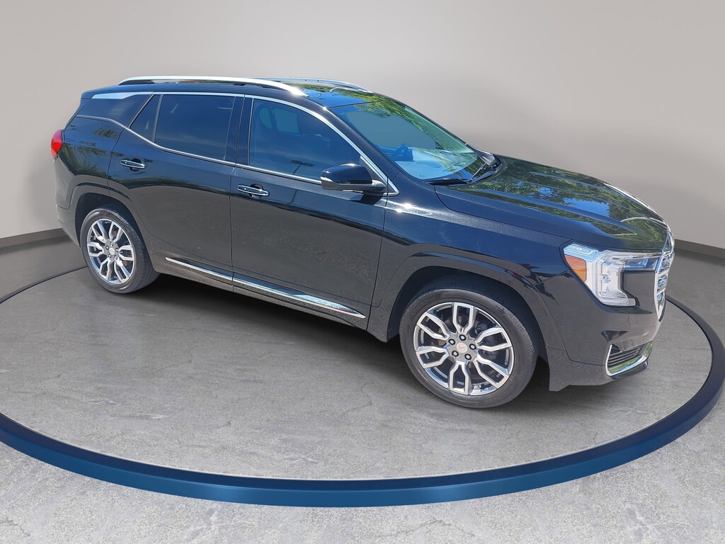 Used 2024 GMC Terrain Denali SUV