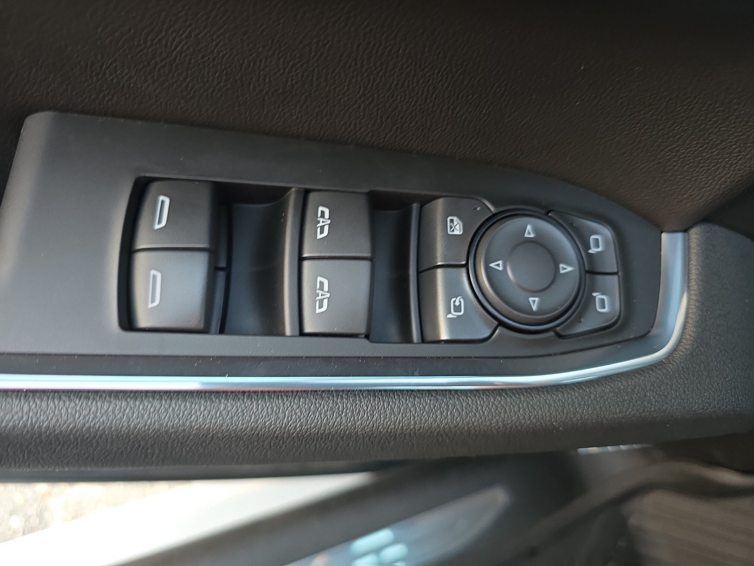 2026 GMC Sierra 1500 SLT - Photo 26