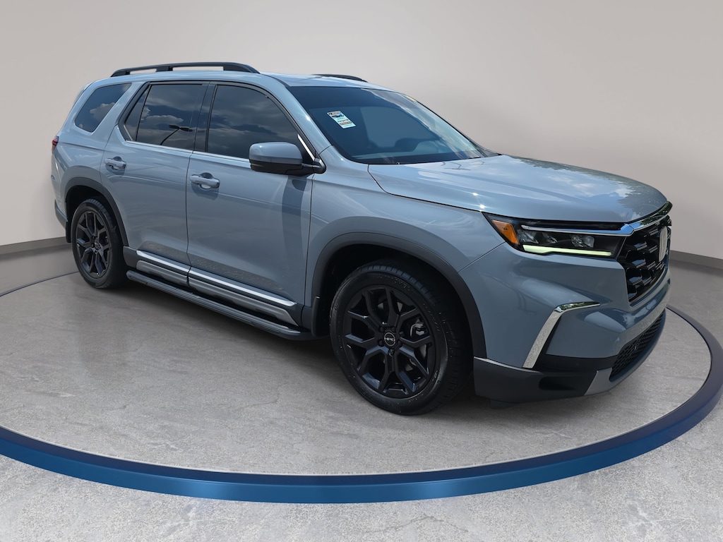 Used 2025 Honda Pilot Touring
