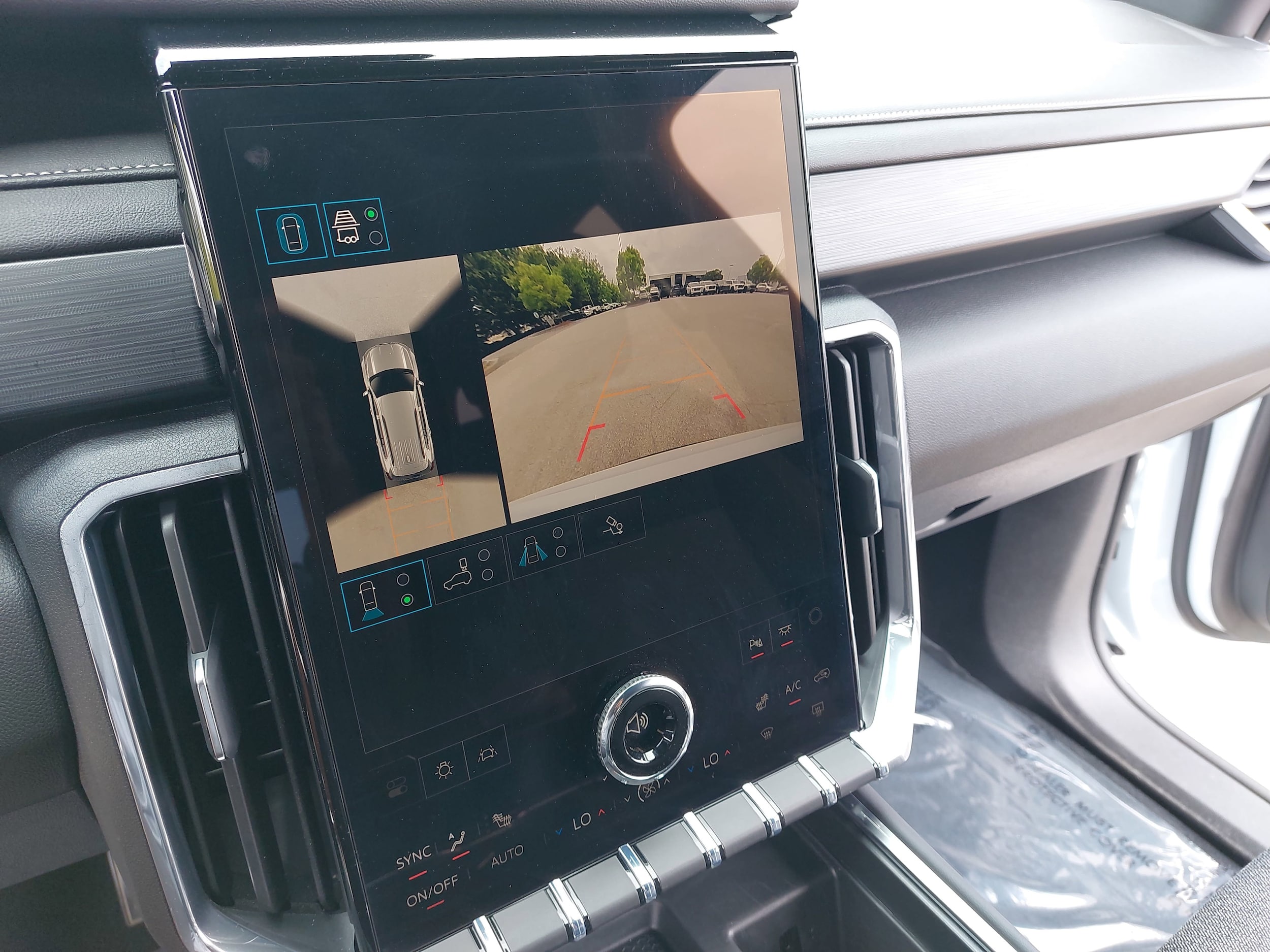 2026 GMC Acadia Elevation - Photo 26