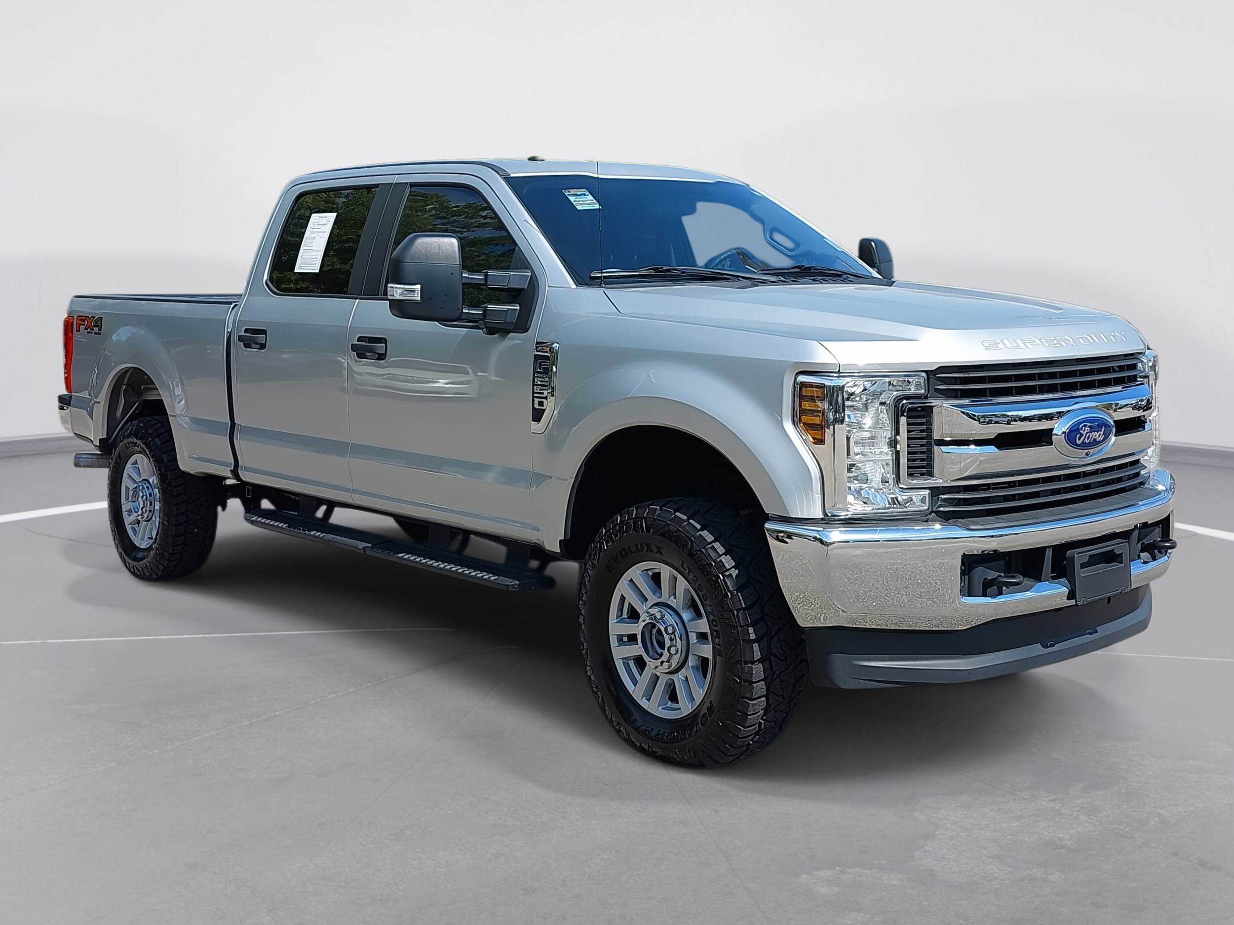 2019 Ford F-250 XL photo 3