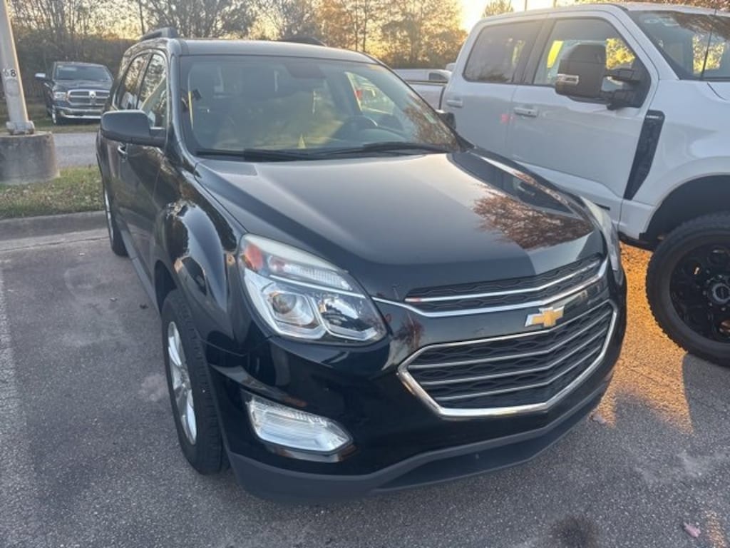 Used 2017 Chevrolet Equinox LT SUV