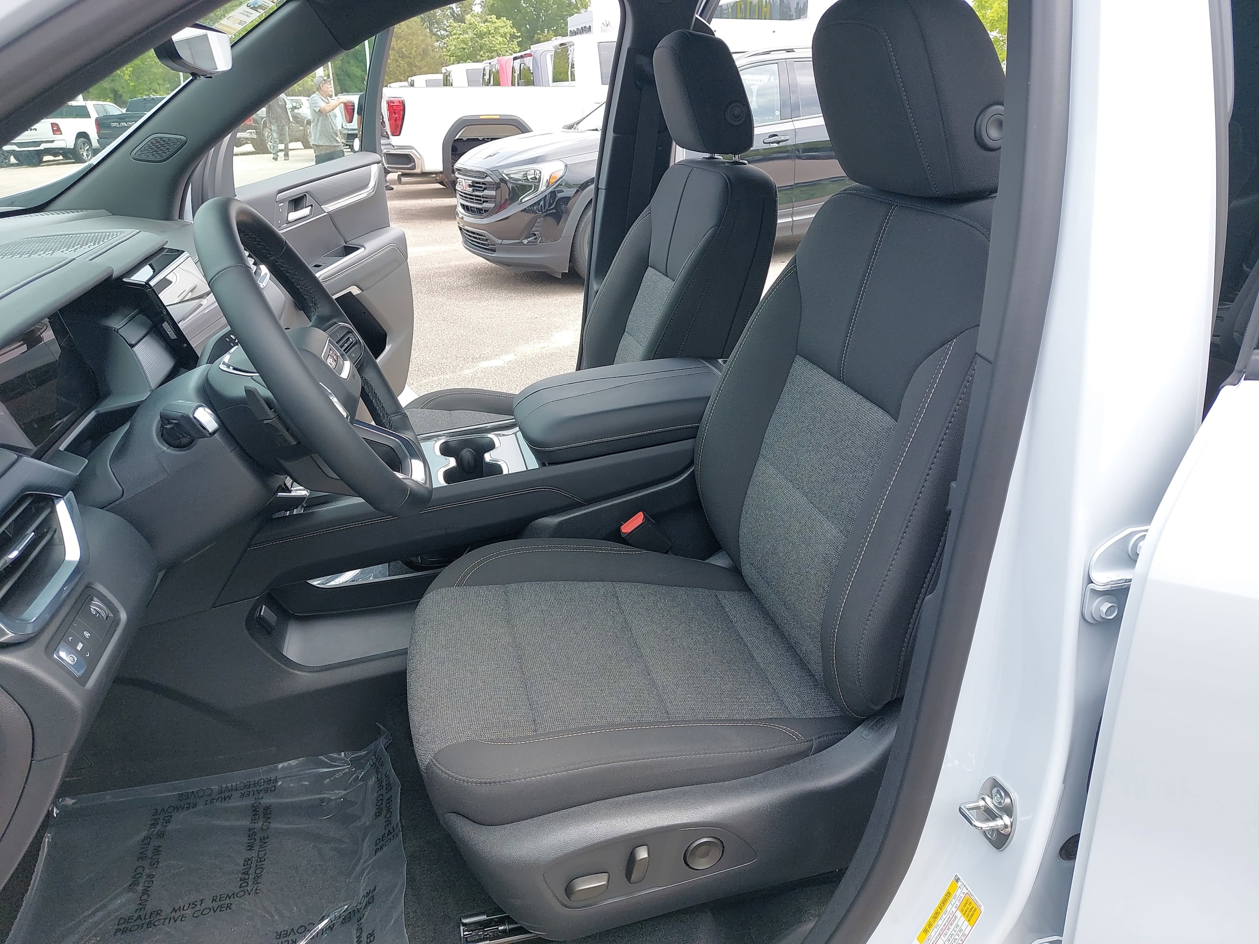 2026 GMC Acadia Elevation - Photo 17