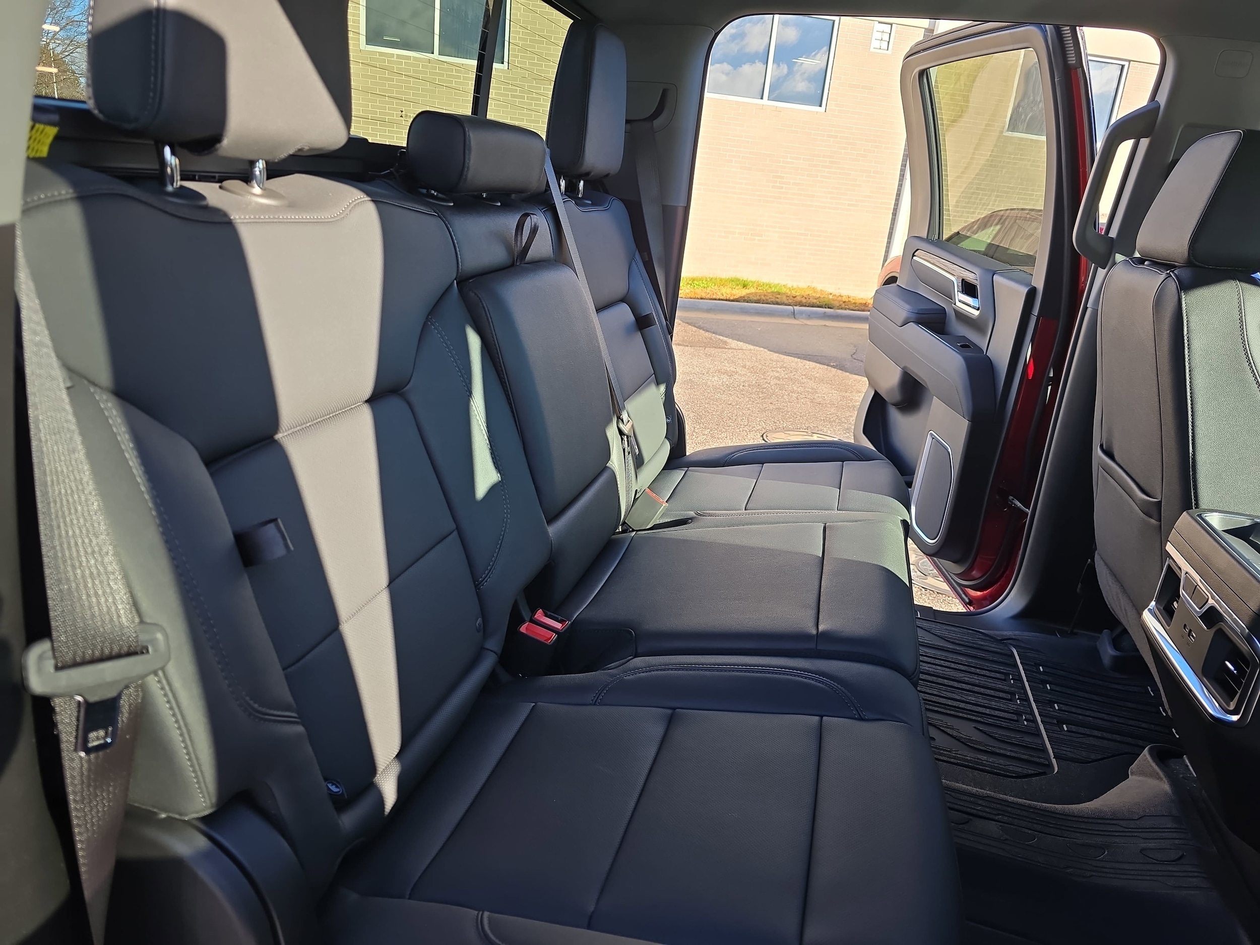 2026 GMC Sierra 2500HD SLT - Photo 11