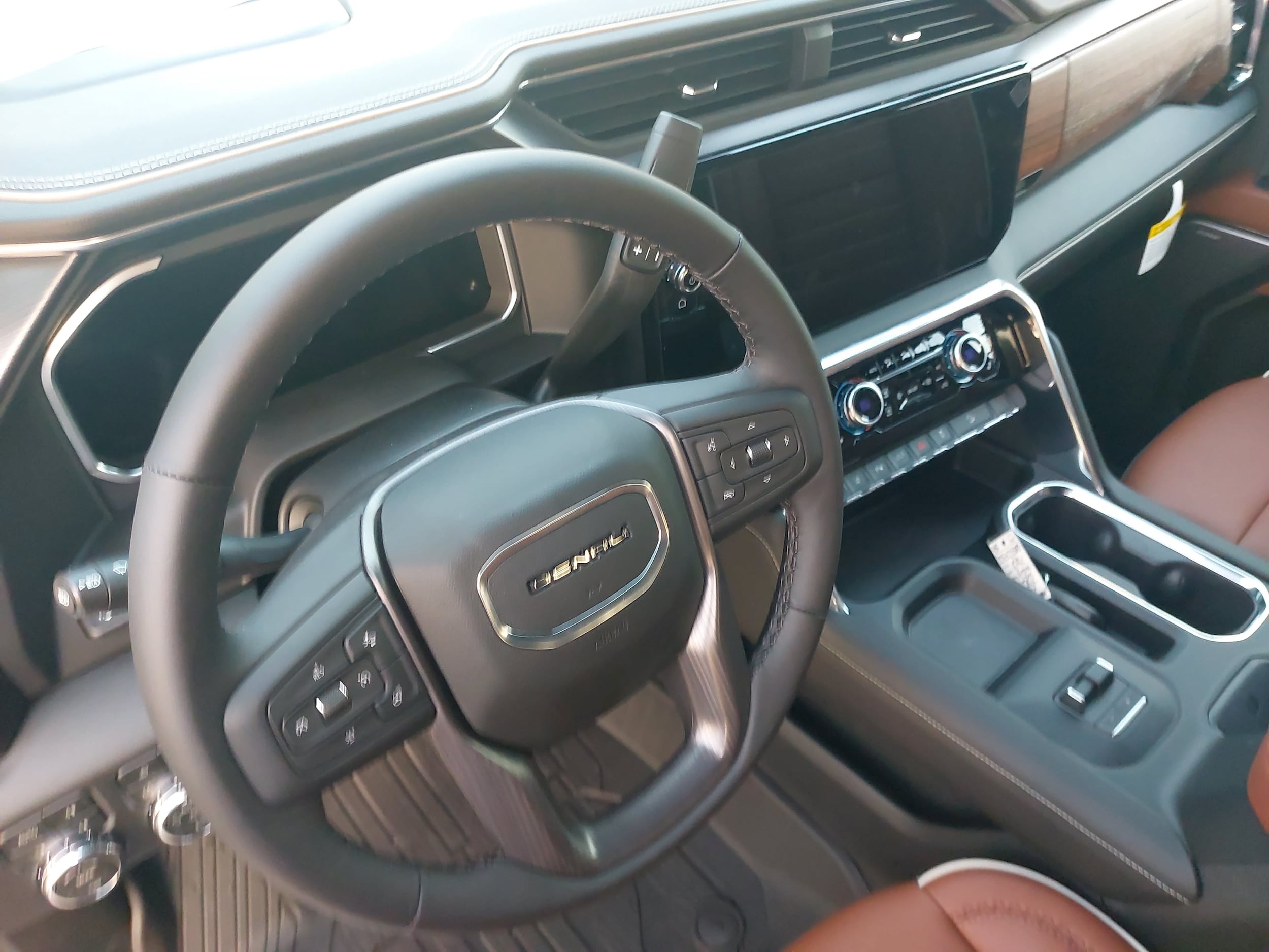 2026 GMC Sierra 2500HD Denali Ultimate - Photo 15