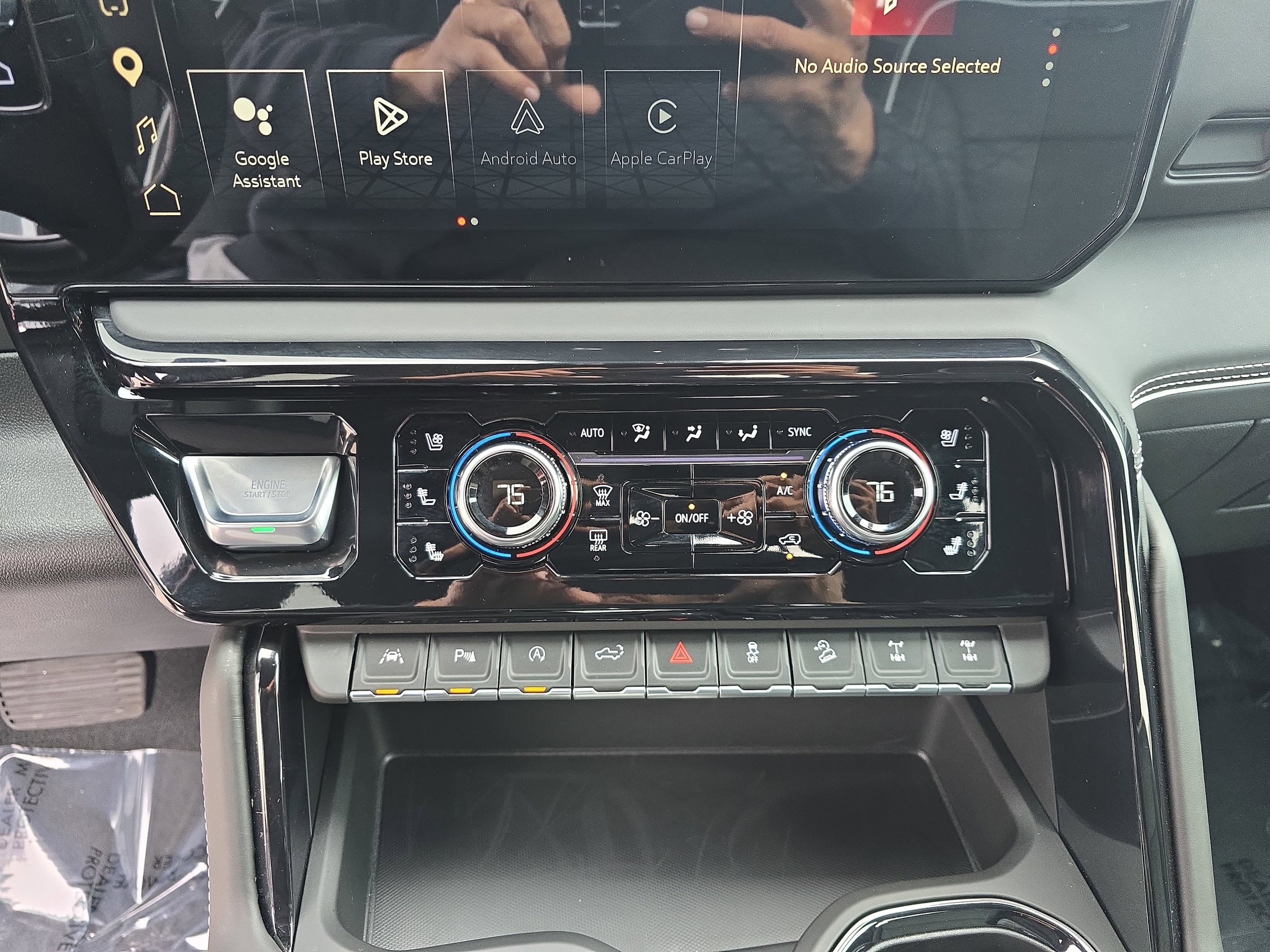2026 GMC Sierra 1500 AT4X - Photo 23
