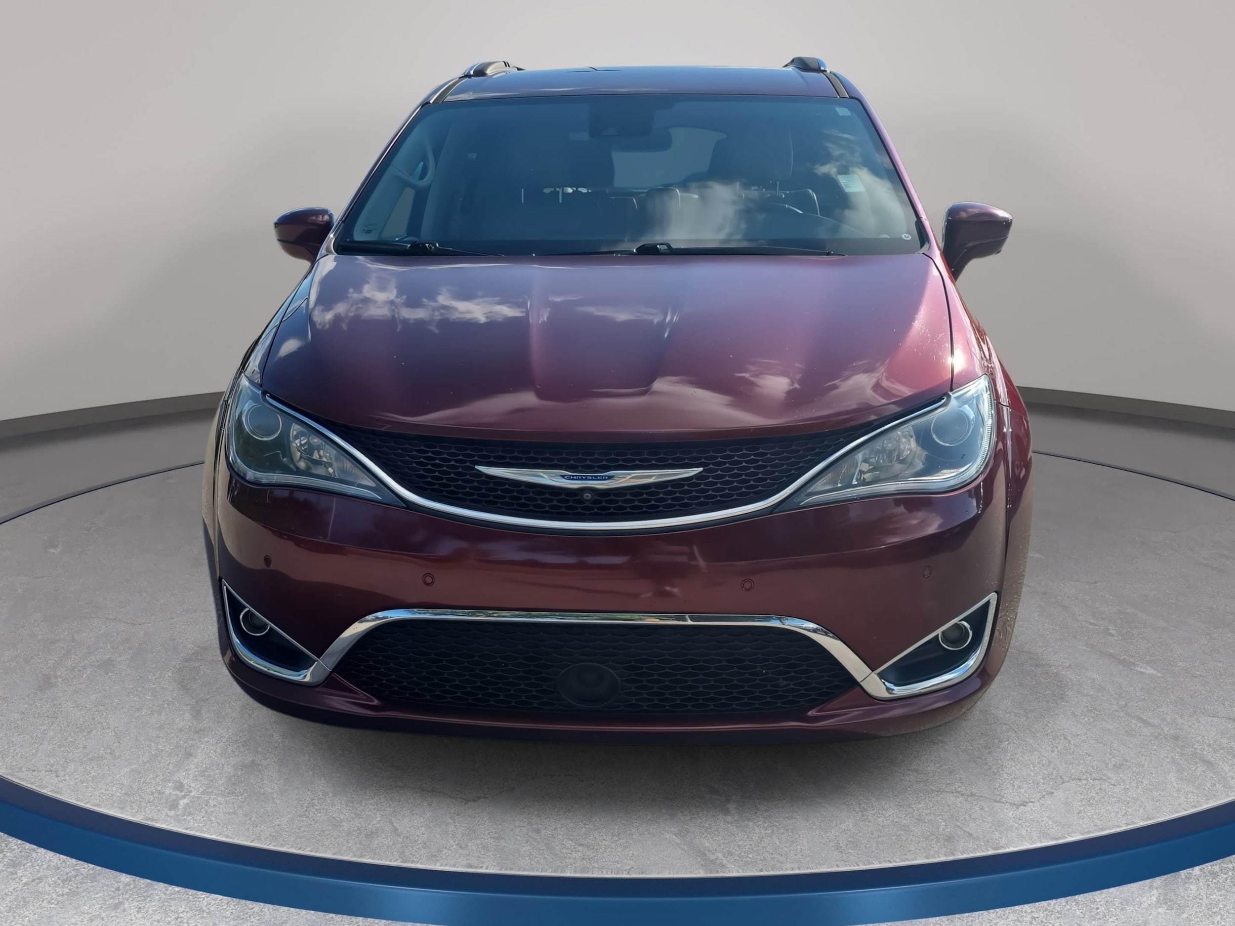 Used 2019 Chrysler Pacifica Touring L with VIN 2C4RC1BG4KR522900 for sale in Wendell, NC
