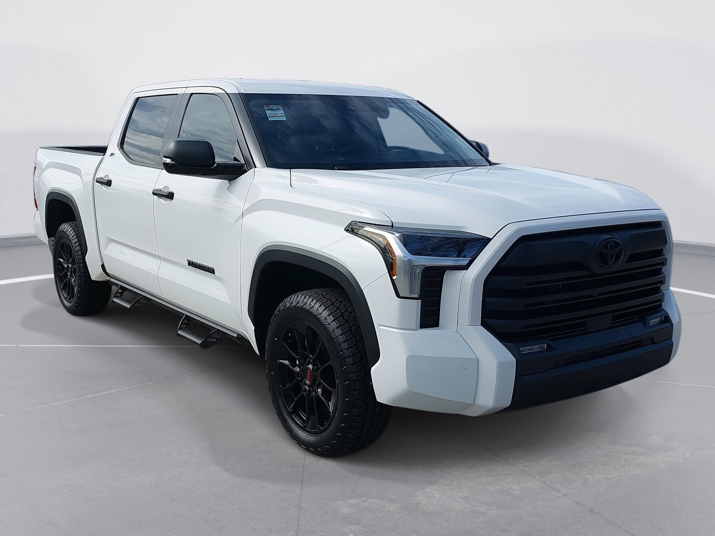 2024 Toyota Tundra SR5 photo 3