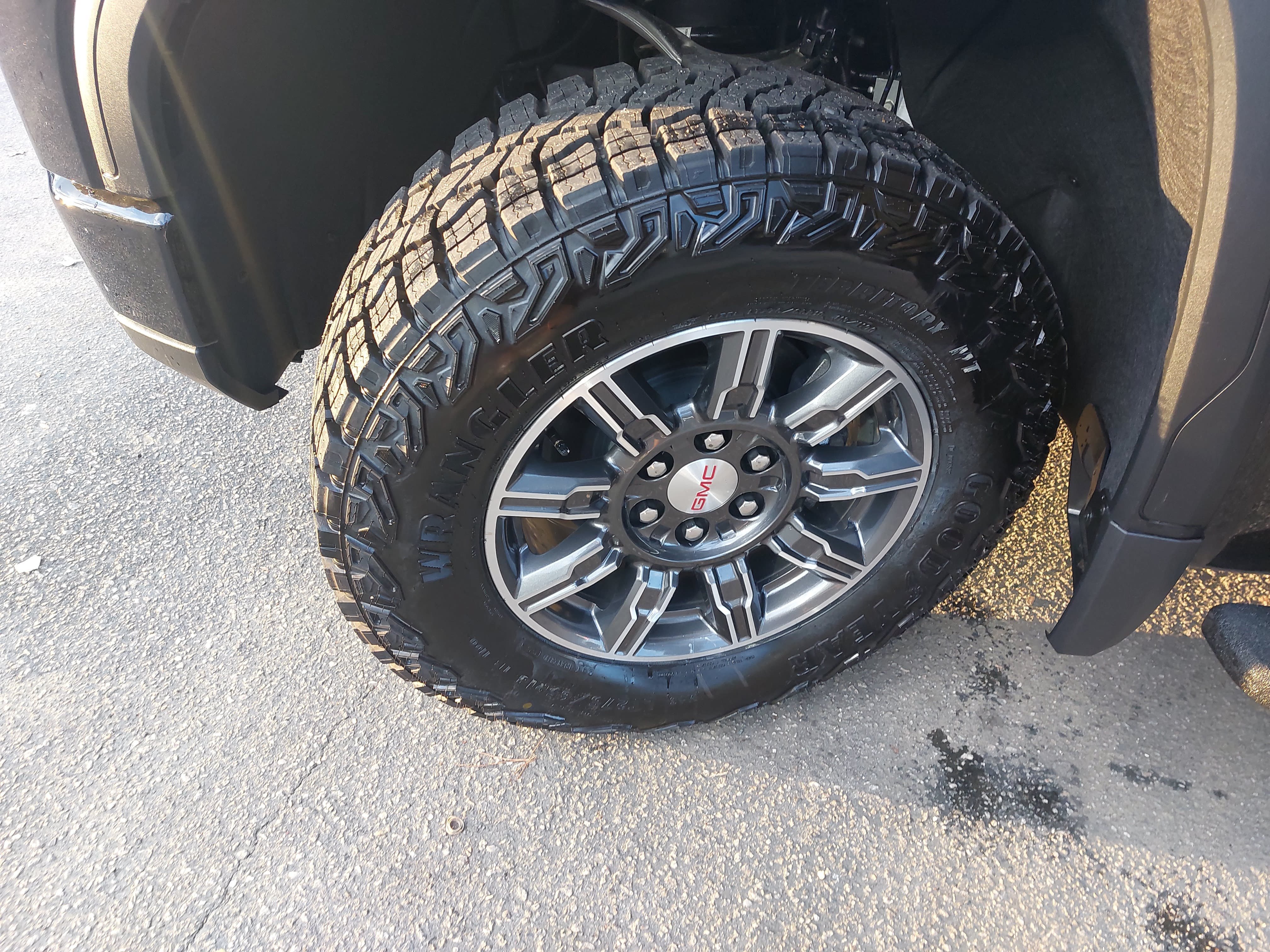 2026 GMC Sierra 1500 AT4 - Photo 32