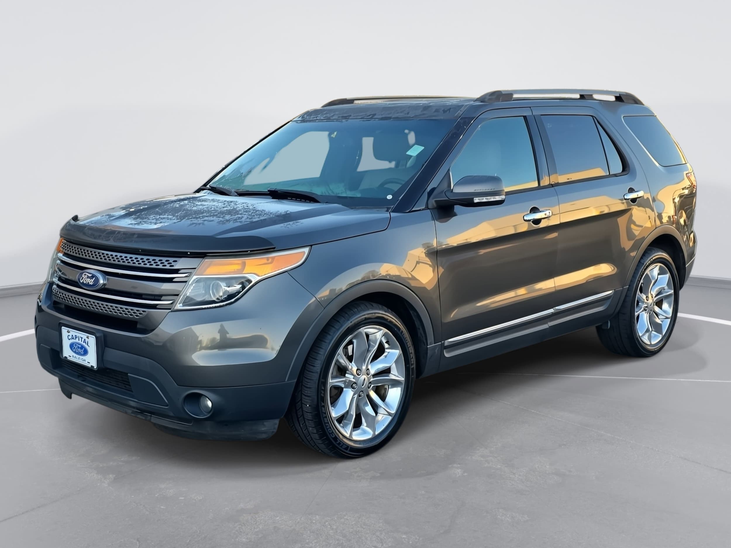 2015 Ford Explorer Limited's photo