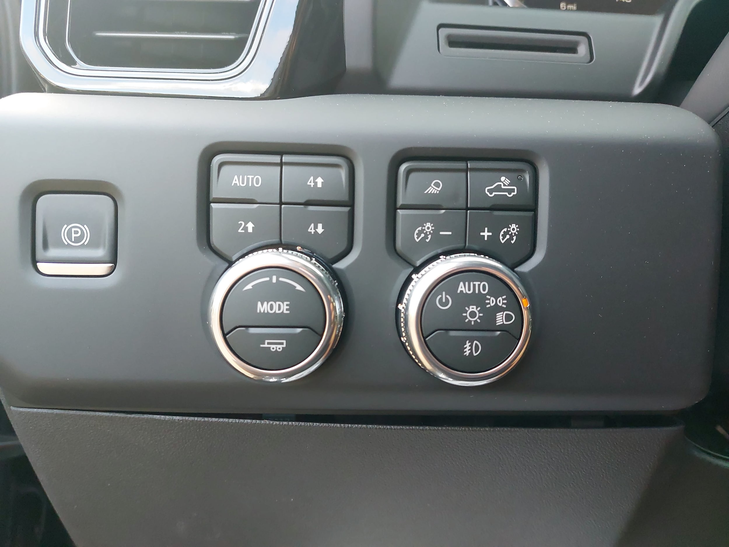 2026 GMC Sierra 1500 AT4 - Photo 25