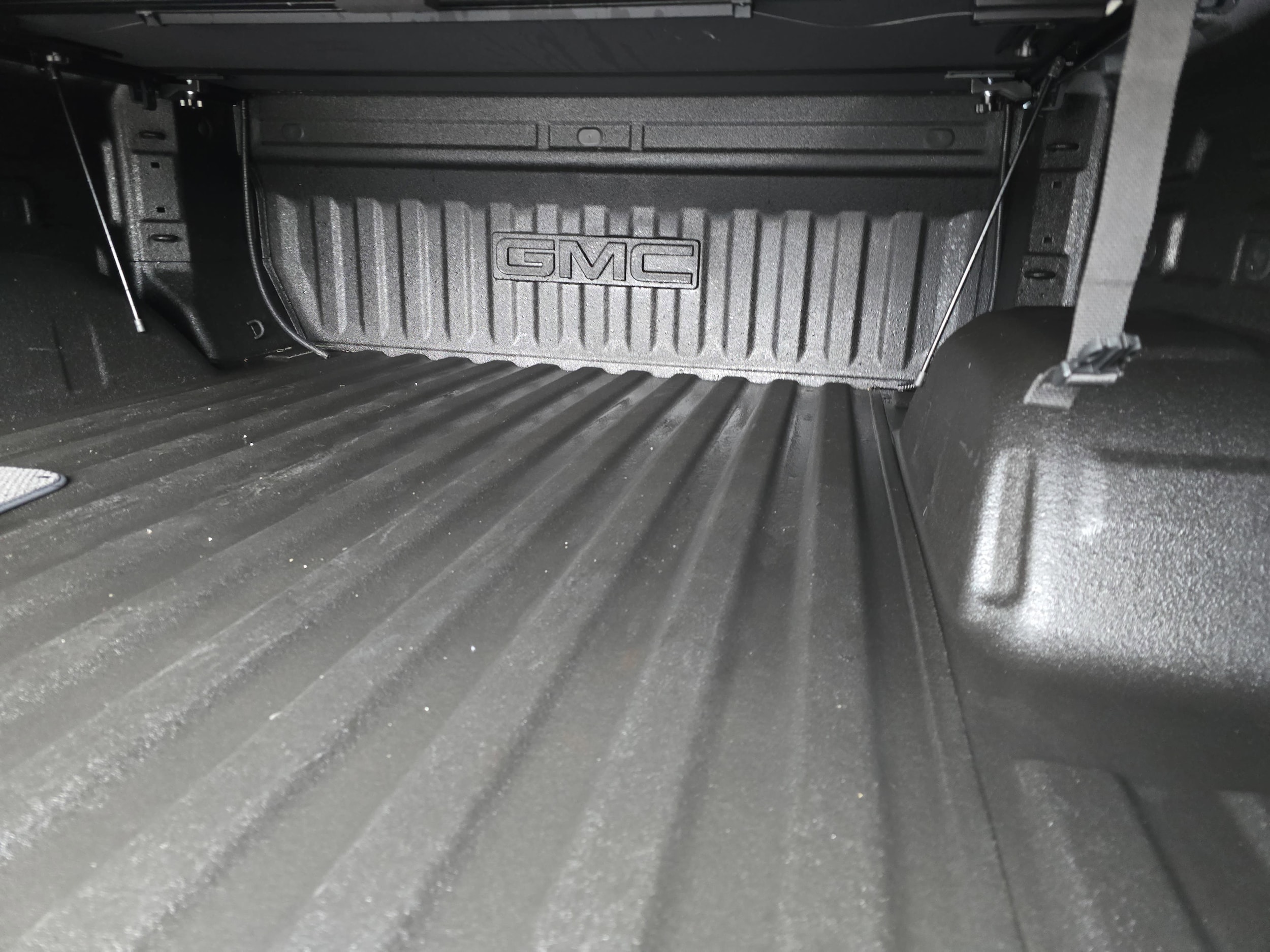 2026 GMC Sierra 1500 AT4X - Photo 14