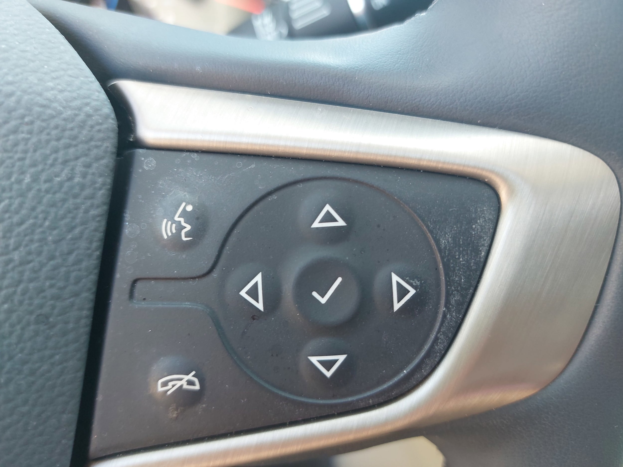 2024 GMC Terrain Denali - Photo 18