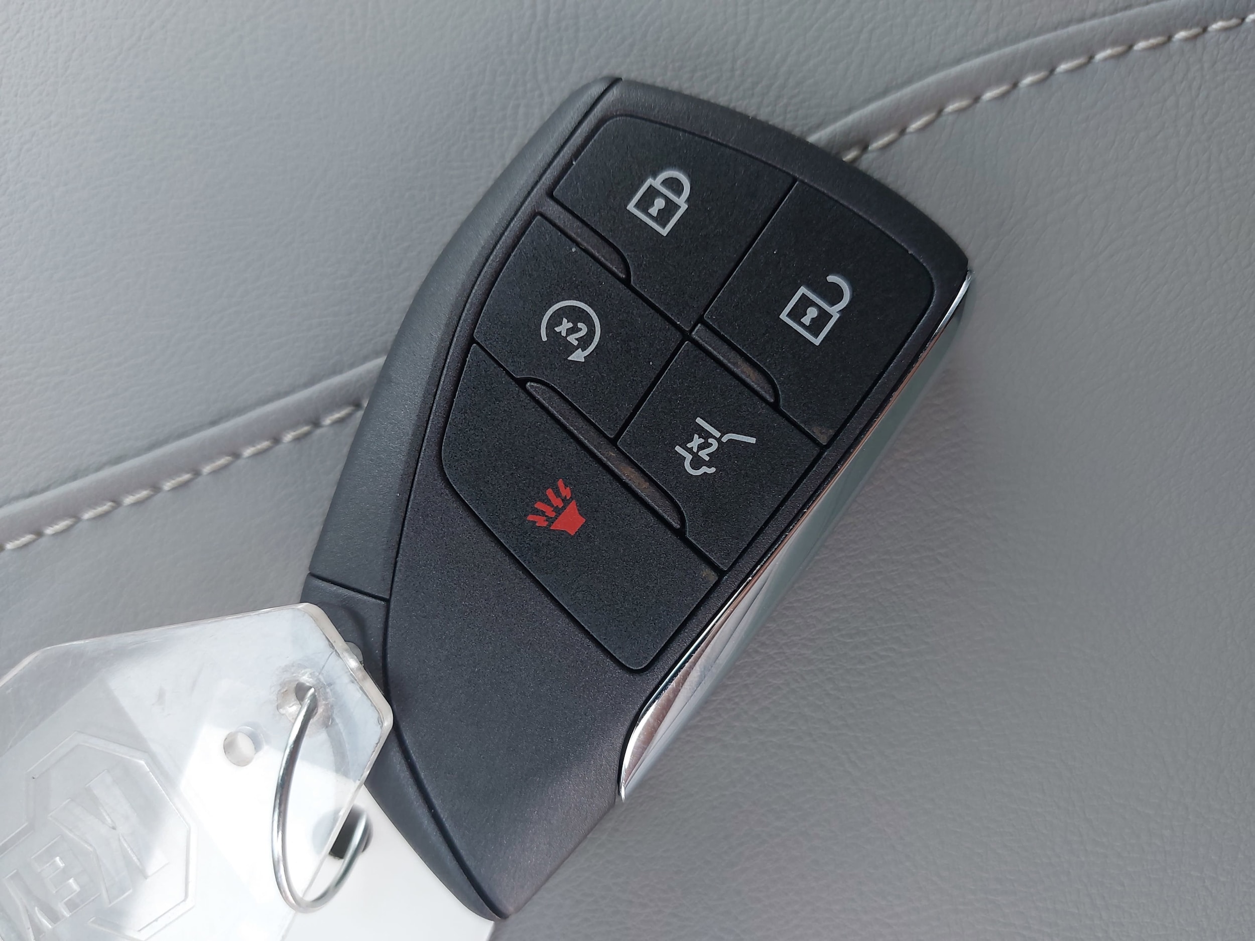 2025 GMC Acadia Elevation - Photo 37