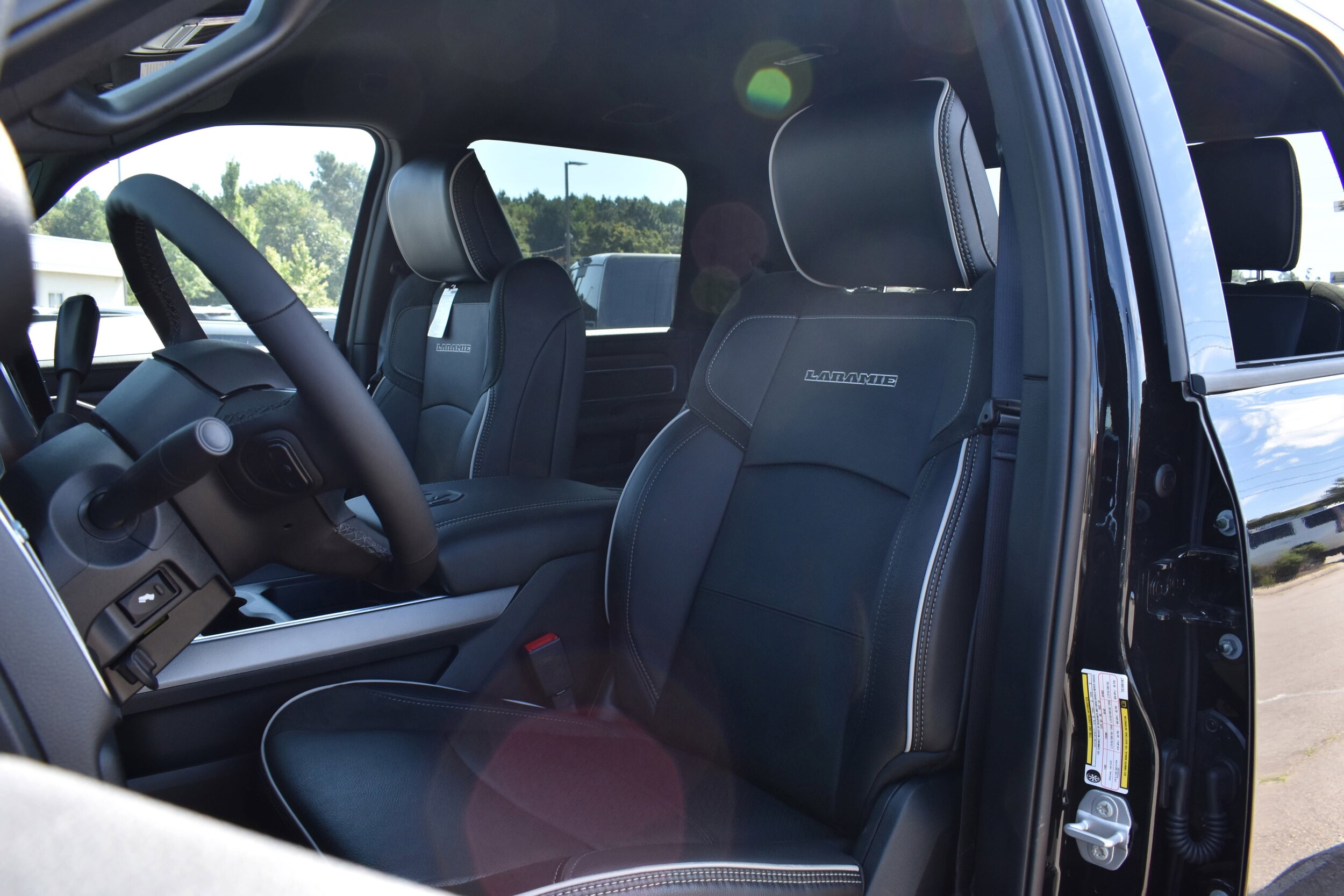 2026 RAM 2500 Laramie - Photo 26
