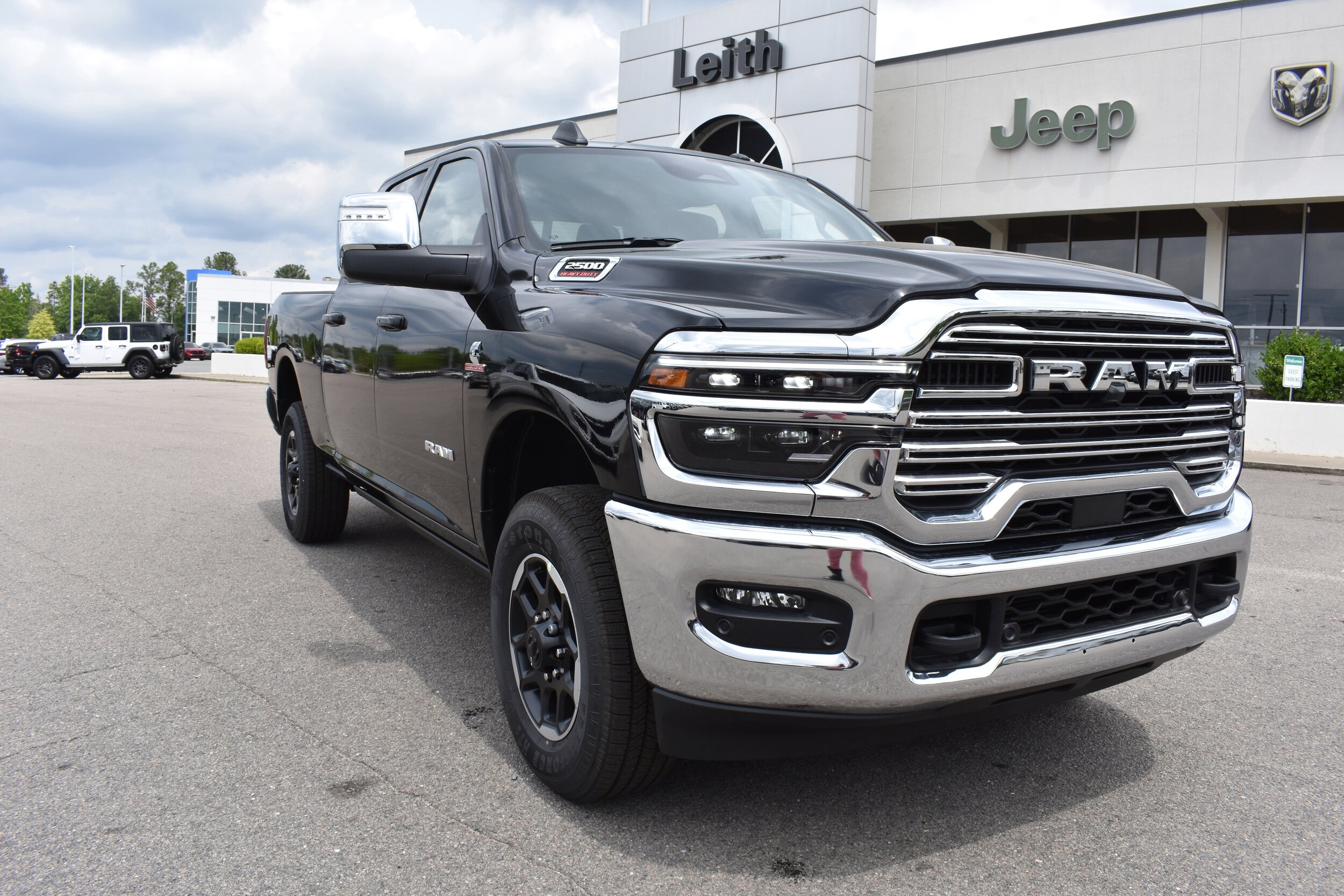 2025 Ram 2500 Laramie photo 2