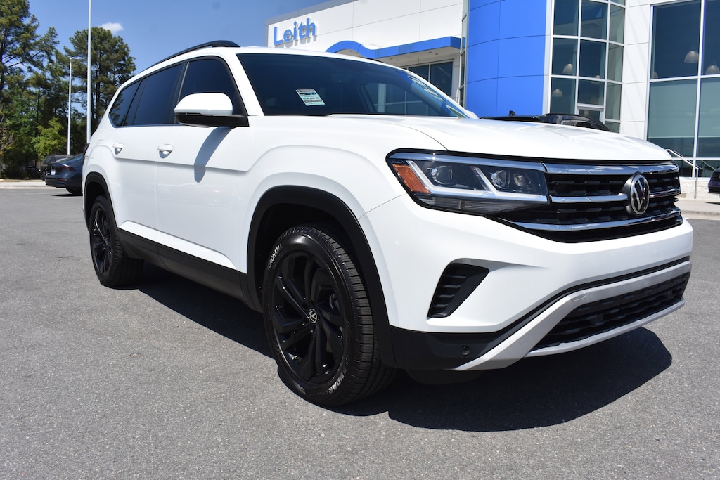 Used 2022 Volkswagen Atlas 3.6L V6 SE w/Technology SUV