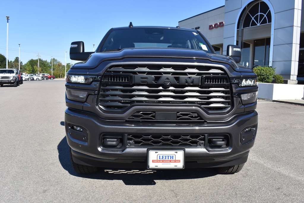 New 2026 Ram 2500 BIG HORN CREW CAB 4X4 6'4 BOX Pickup