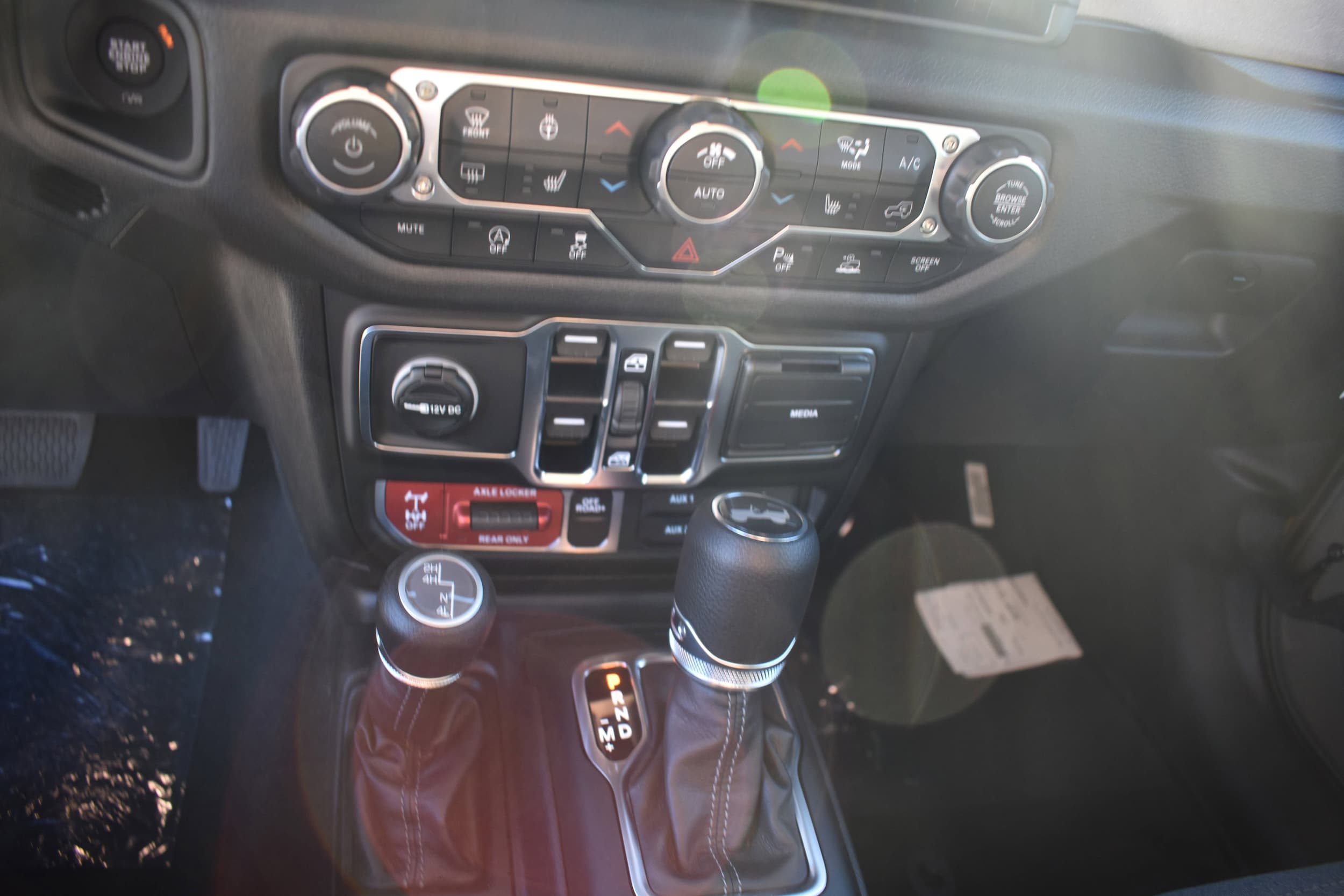 2026 Jeep Wrangler 4-Door Willys - Photo 19