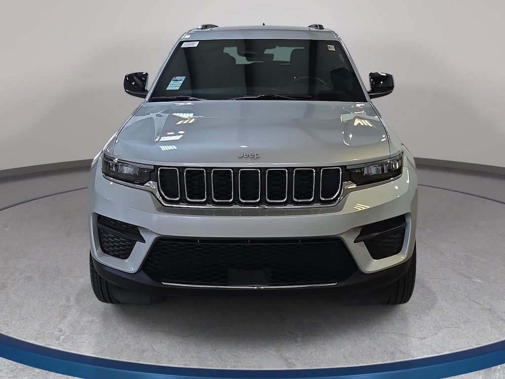 New 2026 Jeep Grand Cherokee LAREDO X 4X2 Sport Utility