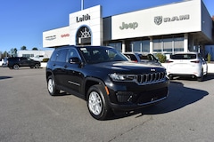 2025 Jeep Grand Cherokee LAREDO X 4X4 Sport Utility