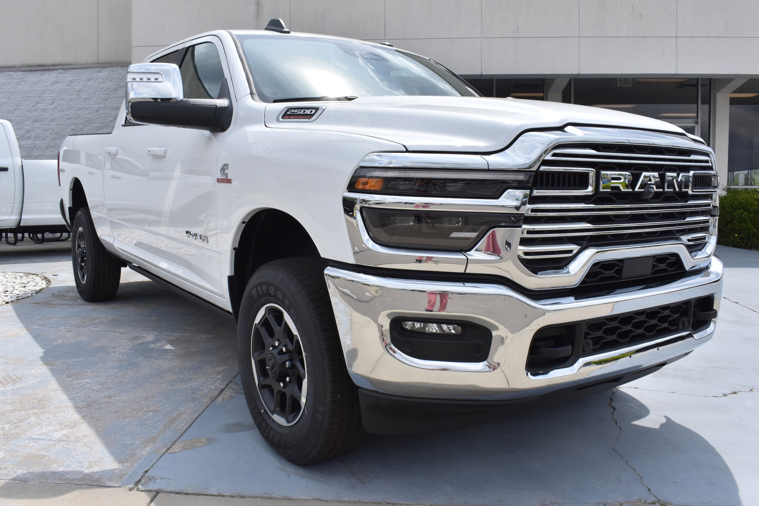 2025 Ram 2500 Laramie photo 3