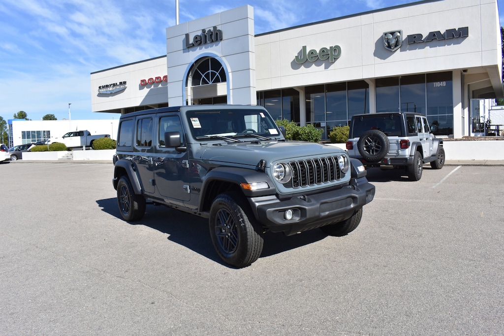 New 2026 Jeep Wrangler 4-DOOR SPORT S Sport Utility
